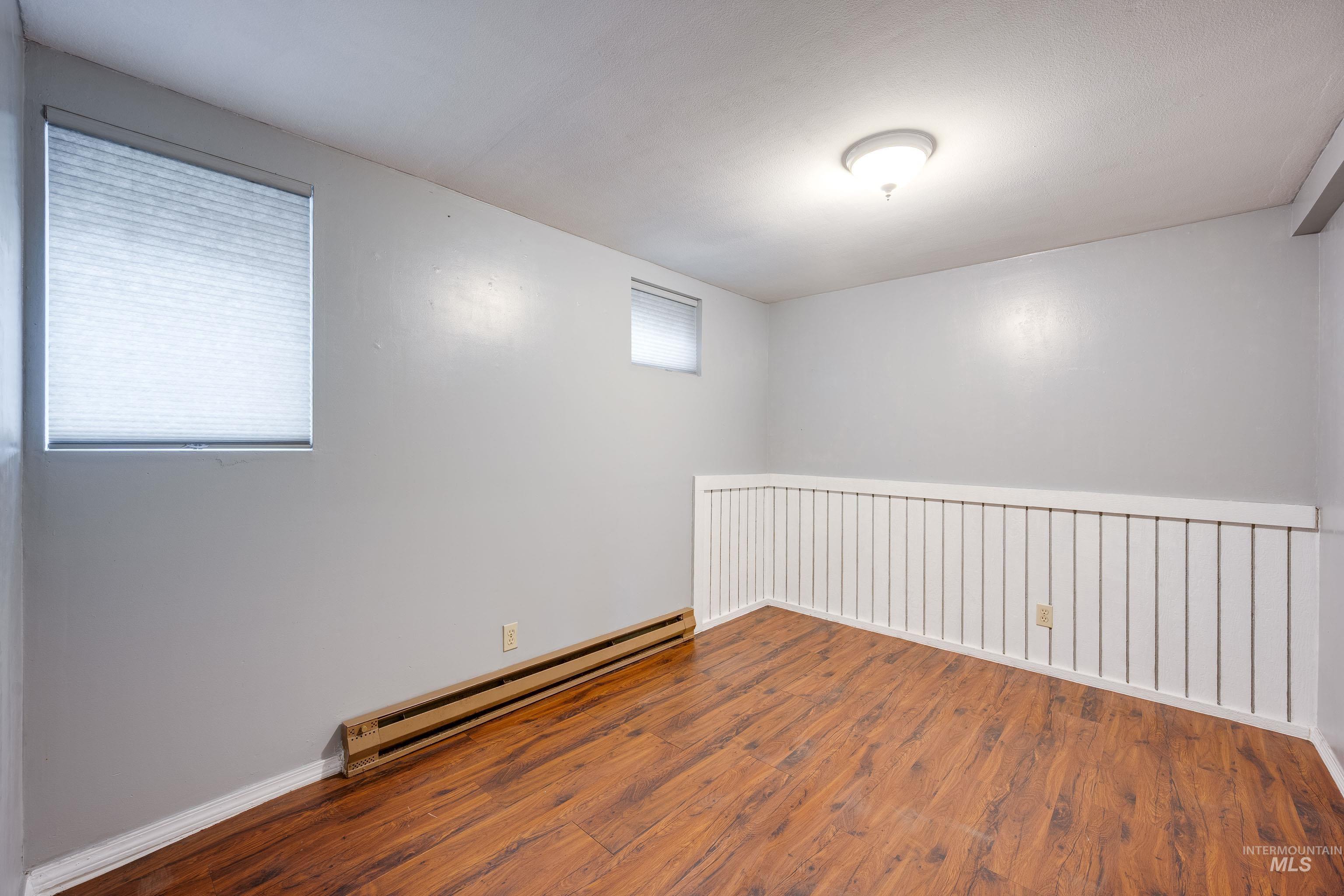 415 S Pine St, Troy, Idaho 83871-0000, 5 Bedrooms, 2 Bathrooms, Residential For Sale, Price $245,000, 98978819