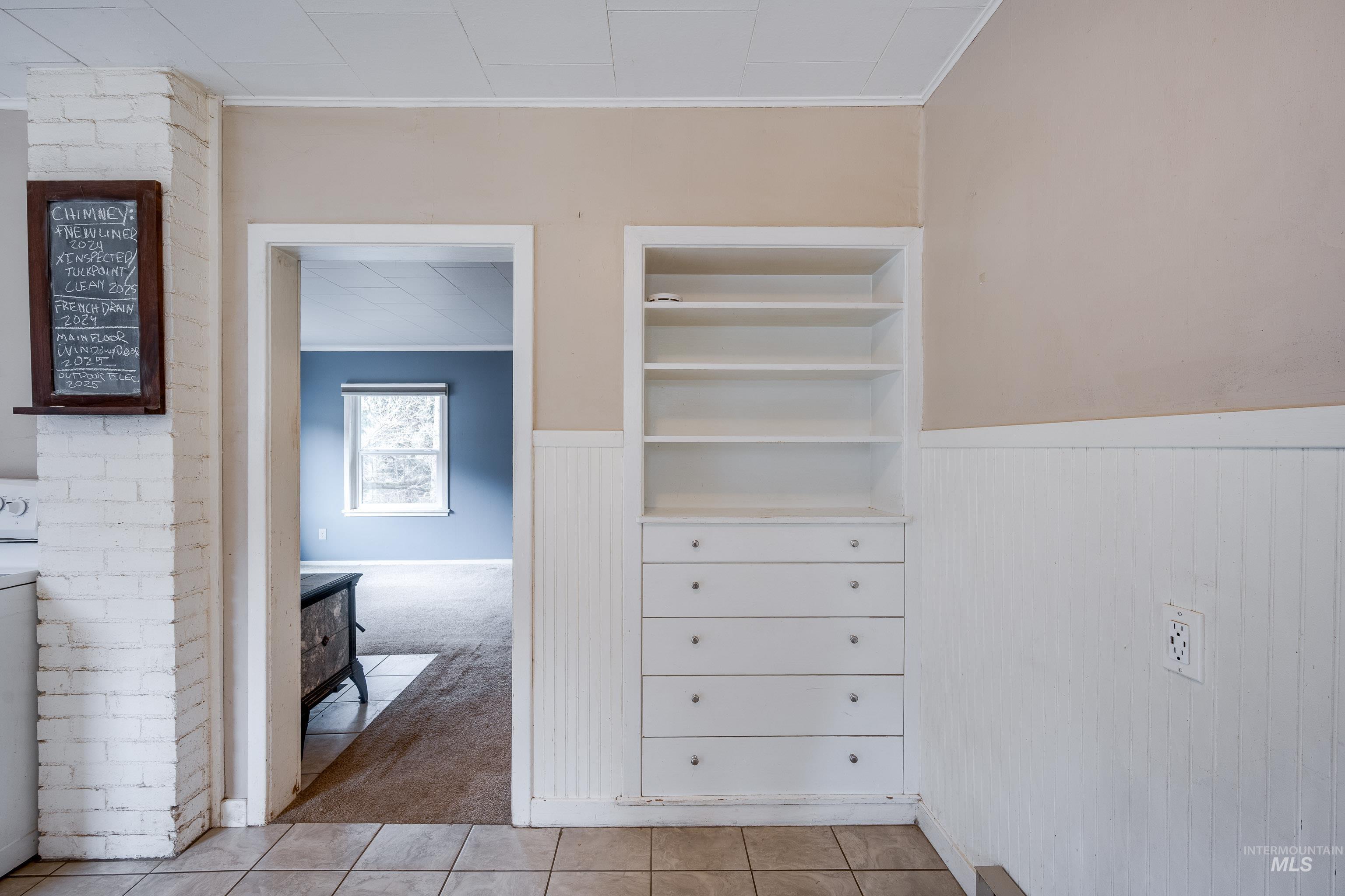 415 S Pine St, Troy, Idaho 83871-0000, 5 Bedrooms, 2 Bathrooms, Residential For Sale, Price $245,000, 98978819