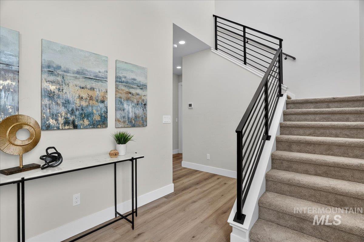 18125 Cinder Brook Ave, Nampa, Idaho 83687, 3 Bedrooms, 2.5 Bathrooms, Residential For Sale, Price $469,000,MLS 98978820