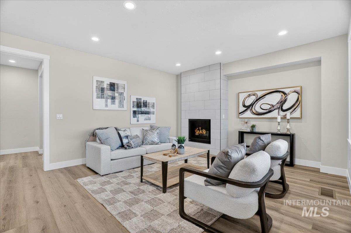 18125 Cinder Brook Ave, Nampa, Idaho 83687, 3 Bedrooms, 2.5 Bathrooms, Residential For Sale, Price $474,600,MLS 98978820