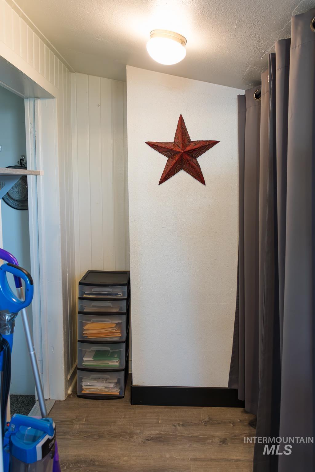 211 NE 3rd AVE, Ontario, Oregon 97914, 3 Bedrooms, 2 Bathrooms, Residential For Sale, Price $194,900, 98978821