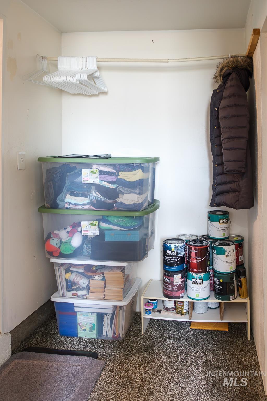 211 NE 3rd AVE, Ontario, Oregon 97914, 3 Bedrooms, 2 Bathrooms, Residential For Sale, Price $194,900, 98978821