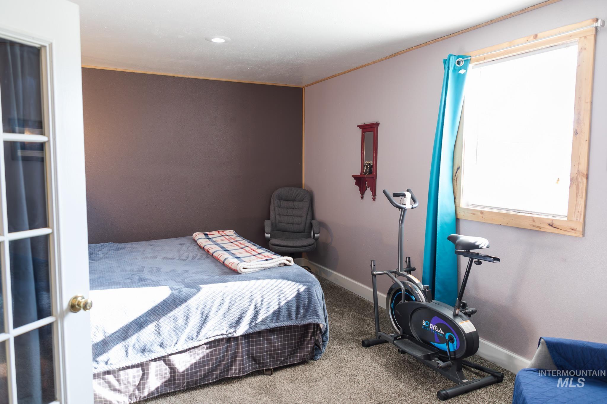 211 NE 3rd AVE, Ontario, Oregon 97914, 3 Bedrooms, 2 Bathrooms, Residential For Sale, Price $194,900, 98978821