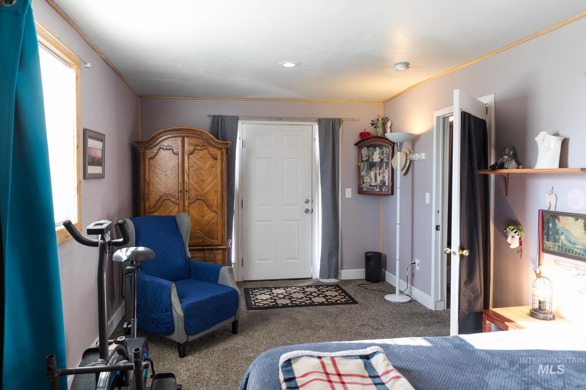 211 NE 3rd AVE, Ontario, Oregon 97914, 3 Bedrooms, 2 Bathrooms, Residential For Sale, Price $194,900, 98978821