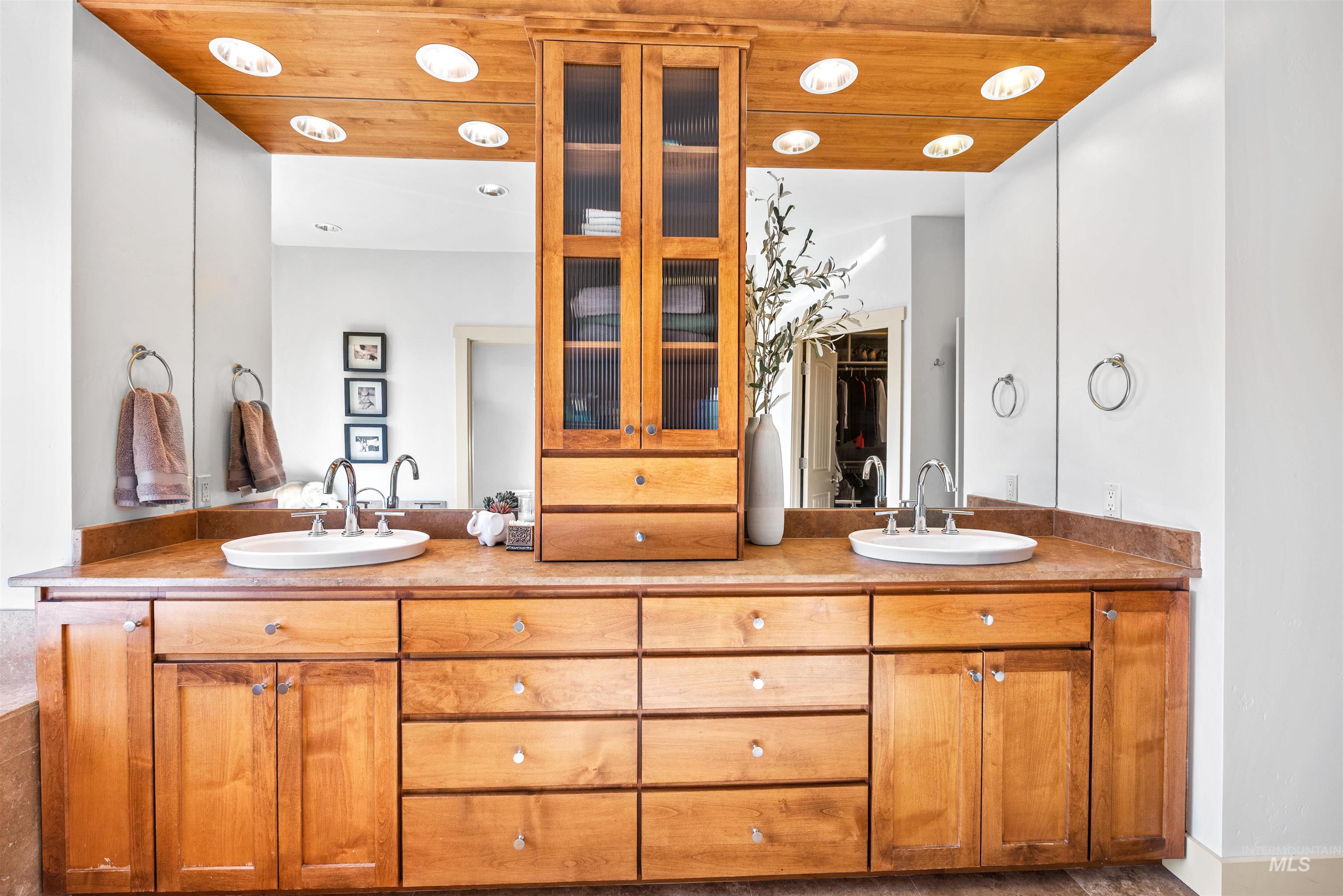 4998 W Parklane Dr, Boise, Idaho 83714, 5 Bedrooms, 4 Bathrooms, Residential For Sale, Price $1,175,000, 98978822