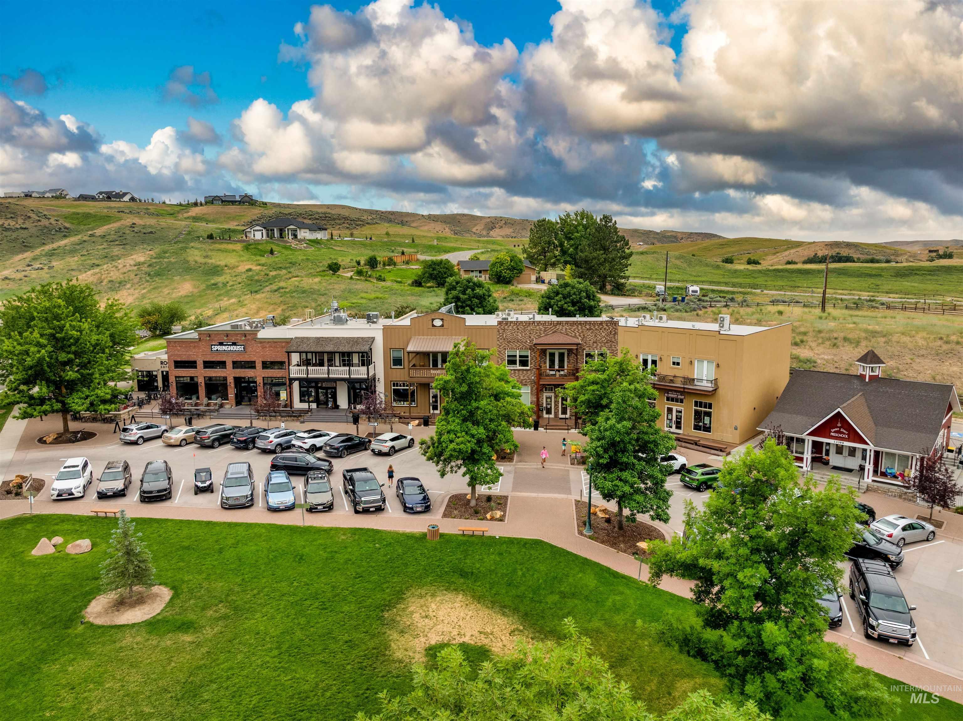 4998 W Parklane Dr, Boise, Idaho 83714, 5 Bedrooms, 4 Bathrooms, Residential For Sale, Price $1,175,000, 98978822