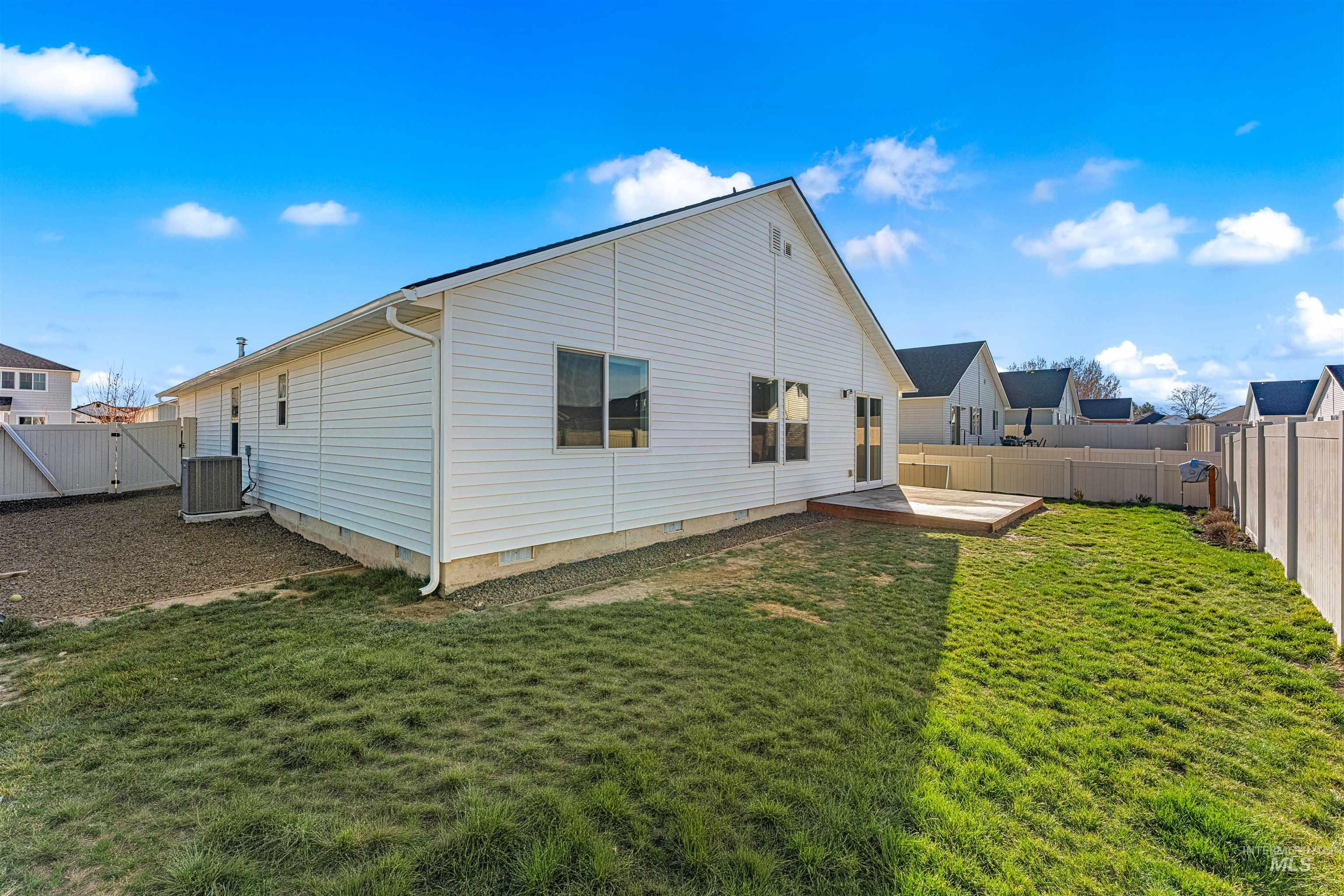 12342 Noreen St., Caldwell, Idaho 83607, 3 Bedrooms, 2 Bathrooms, Residential For Sale, Price $400,000,MLS 98978823