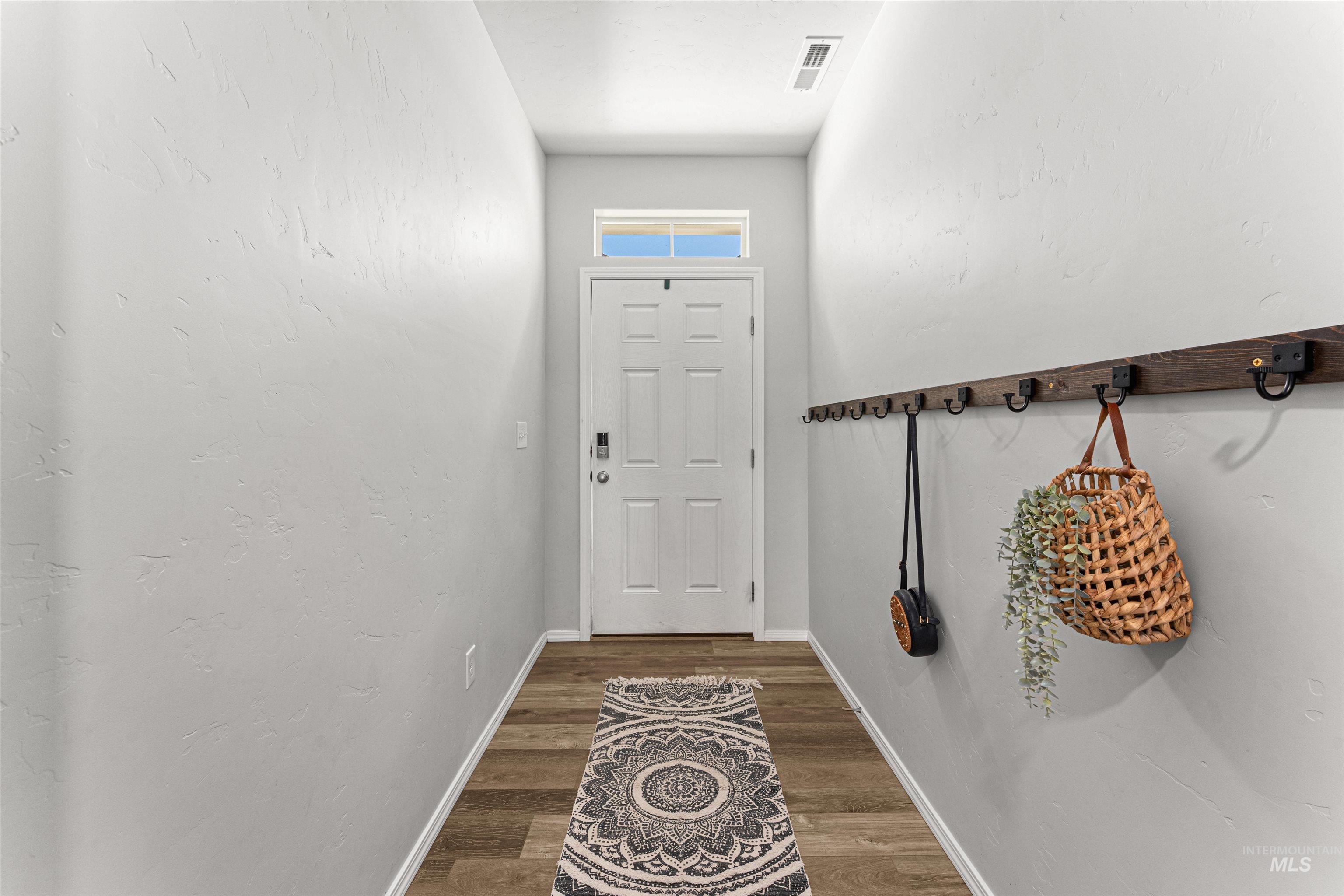 12342 Noreen St., Caldwell, Idaho 83607, 3 Bedrooms, 2 Bathrooms, Residential For Sale, Price $400,000,MLS 98978823