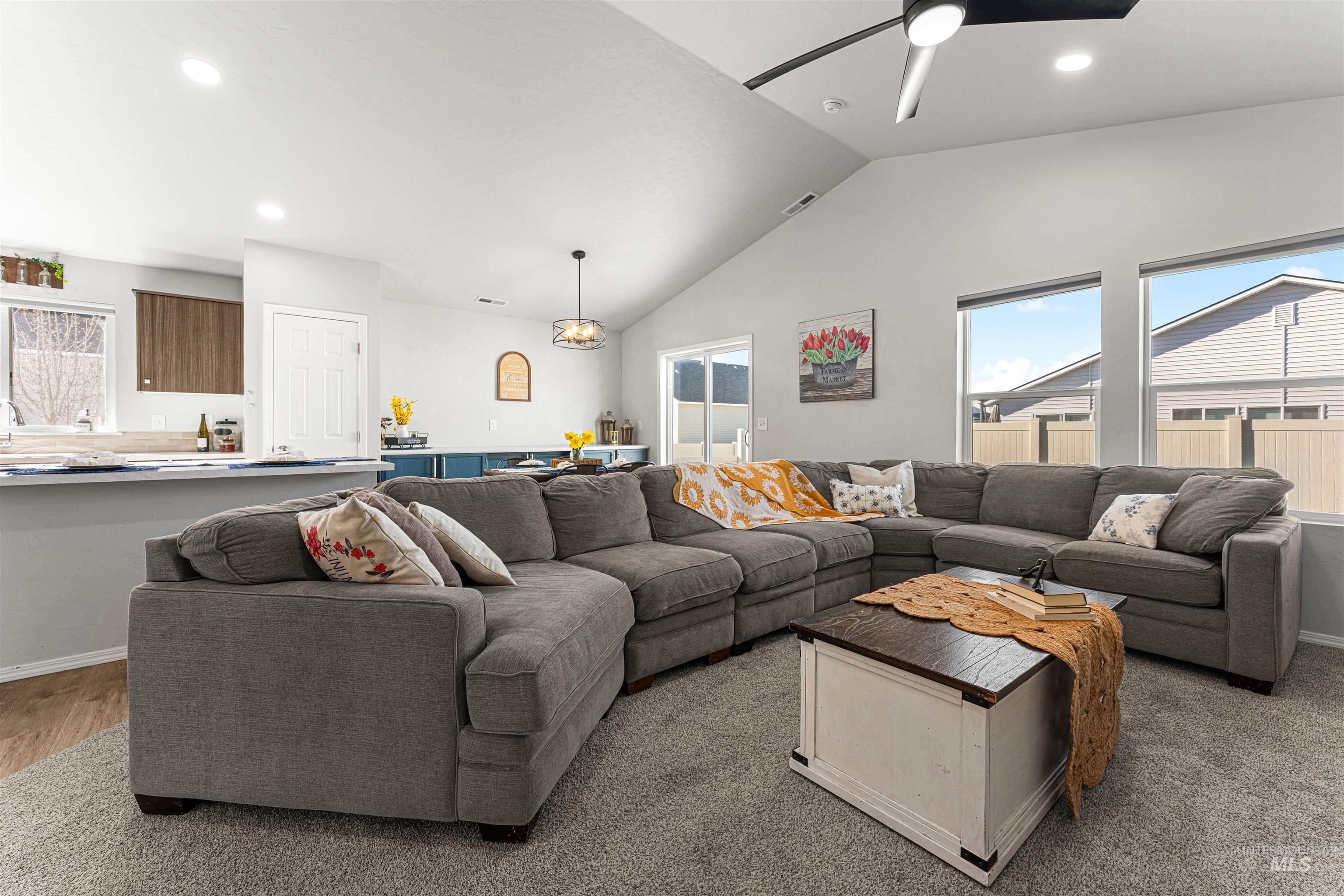 12342 Noreen St., Caldwell, Idaho 83607, 3 Bedrooms, 2 Bathrooms, Residential For Sale, Price $400,000,MLS 98978823