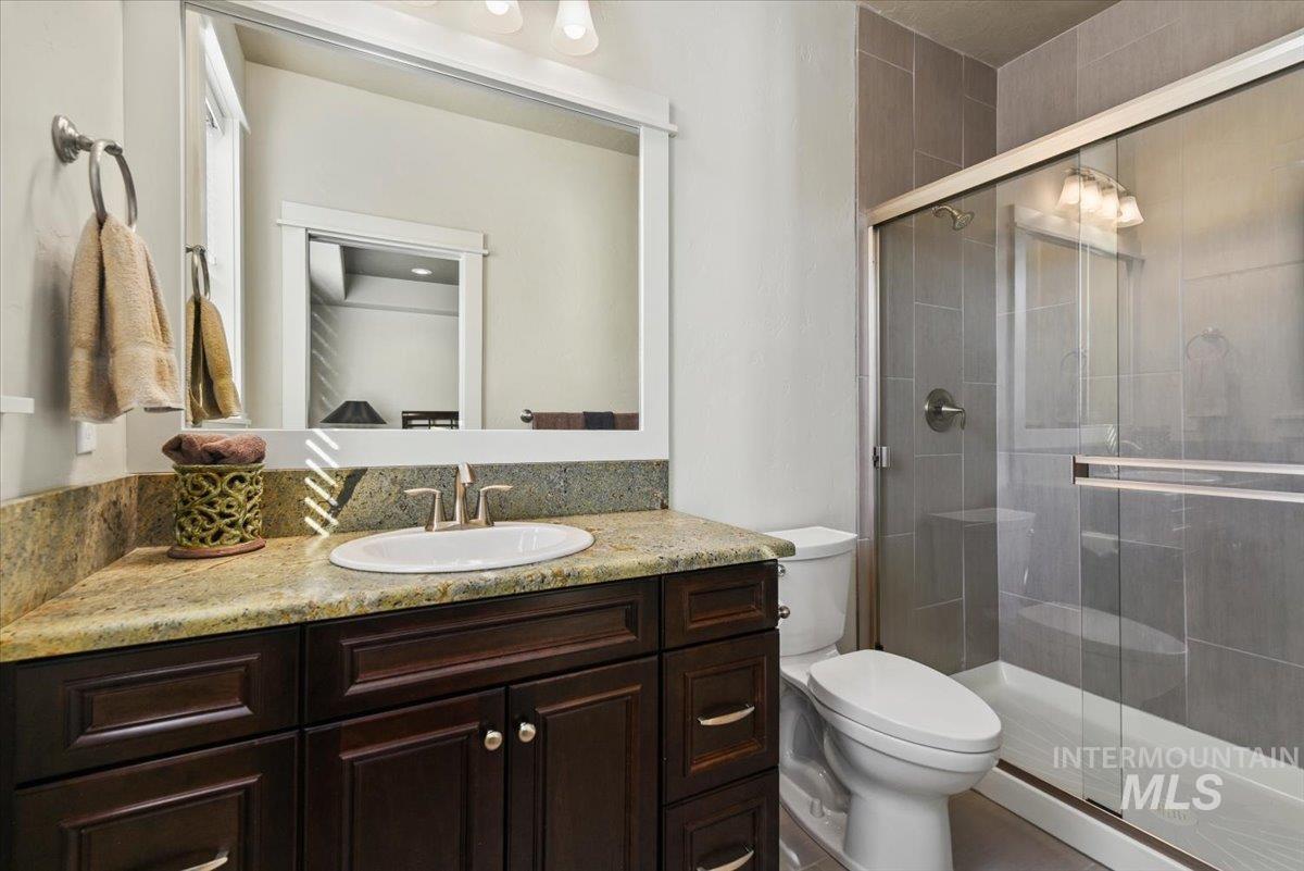 6374 W Mystic Cove Place, Garden City, Idaho 83714, 3 Bedrooms, 2 Bathrooms, Residential For Sale, Price $489,900, 98978828