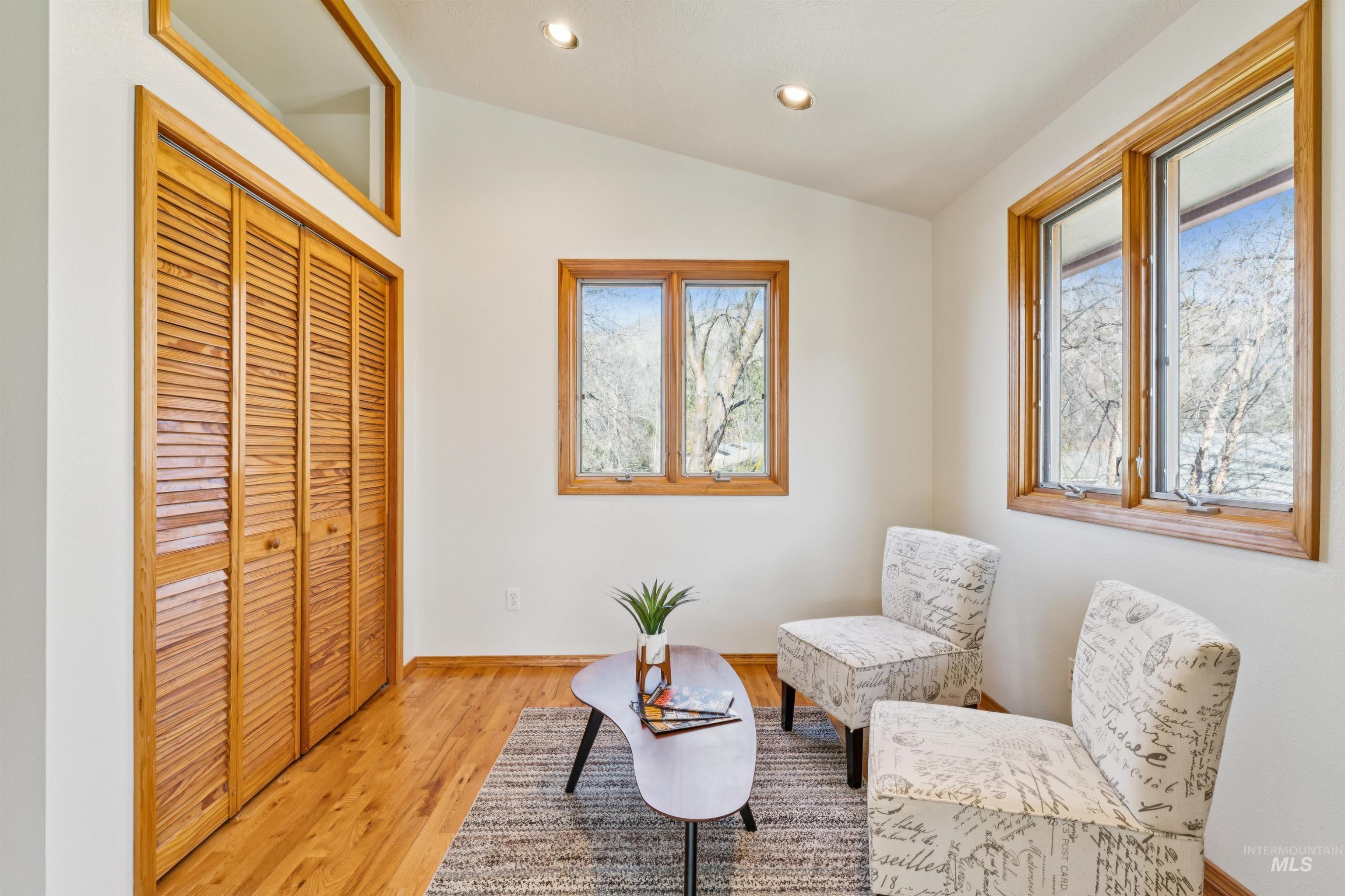 4401 W Castlebar Drive, Boise, Idaho 83703, 4 Bedrooms, 2.5 Bathrooms, Residential For Sale, Price $798,000,MLS 98978829