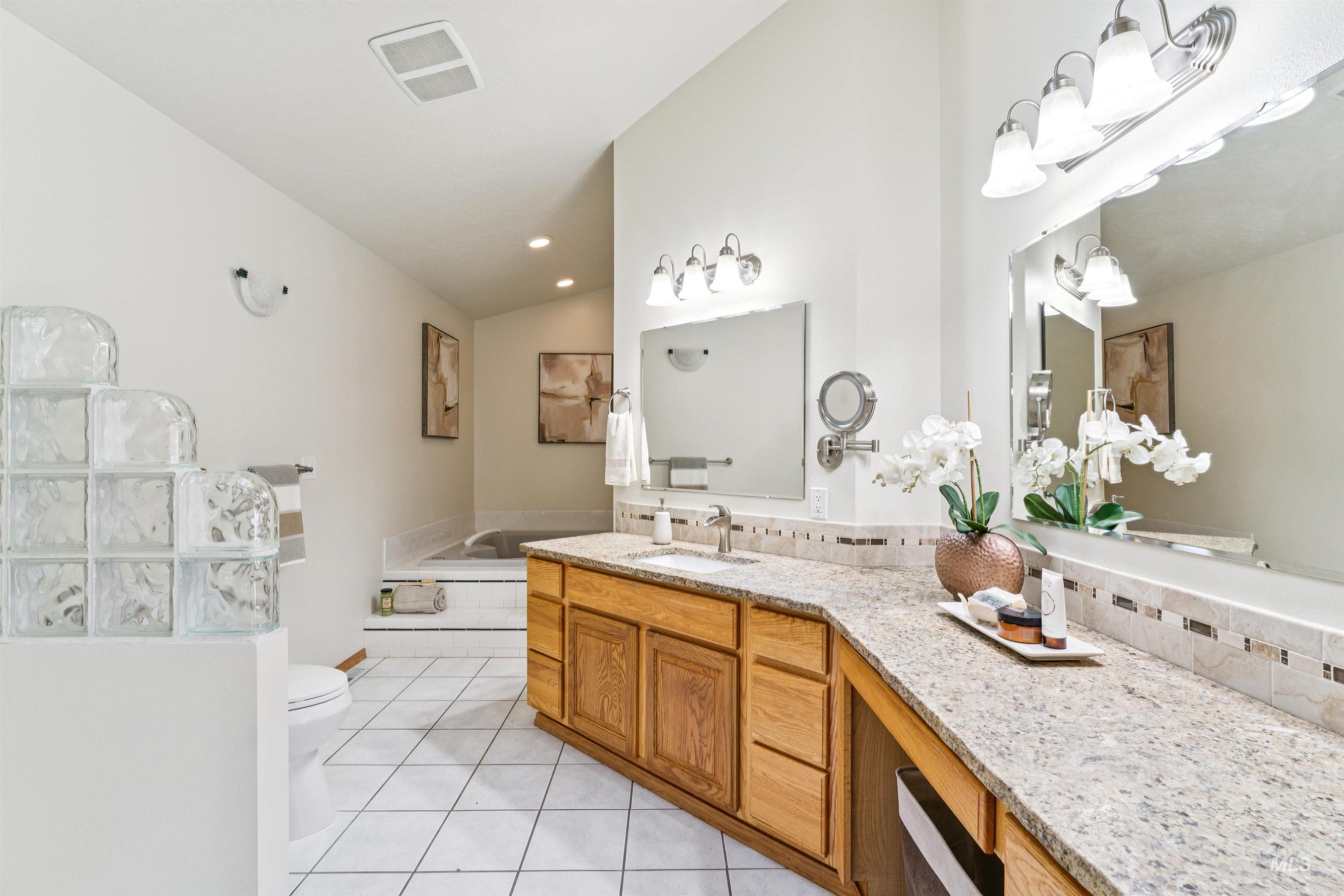 4401 W Castlebar Drive, Boise, Idaho 83703, 4 Bedrooms, 2.5 Bathrooms, Residential For Sale, Price $798,000,MLS 98978829