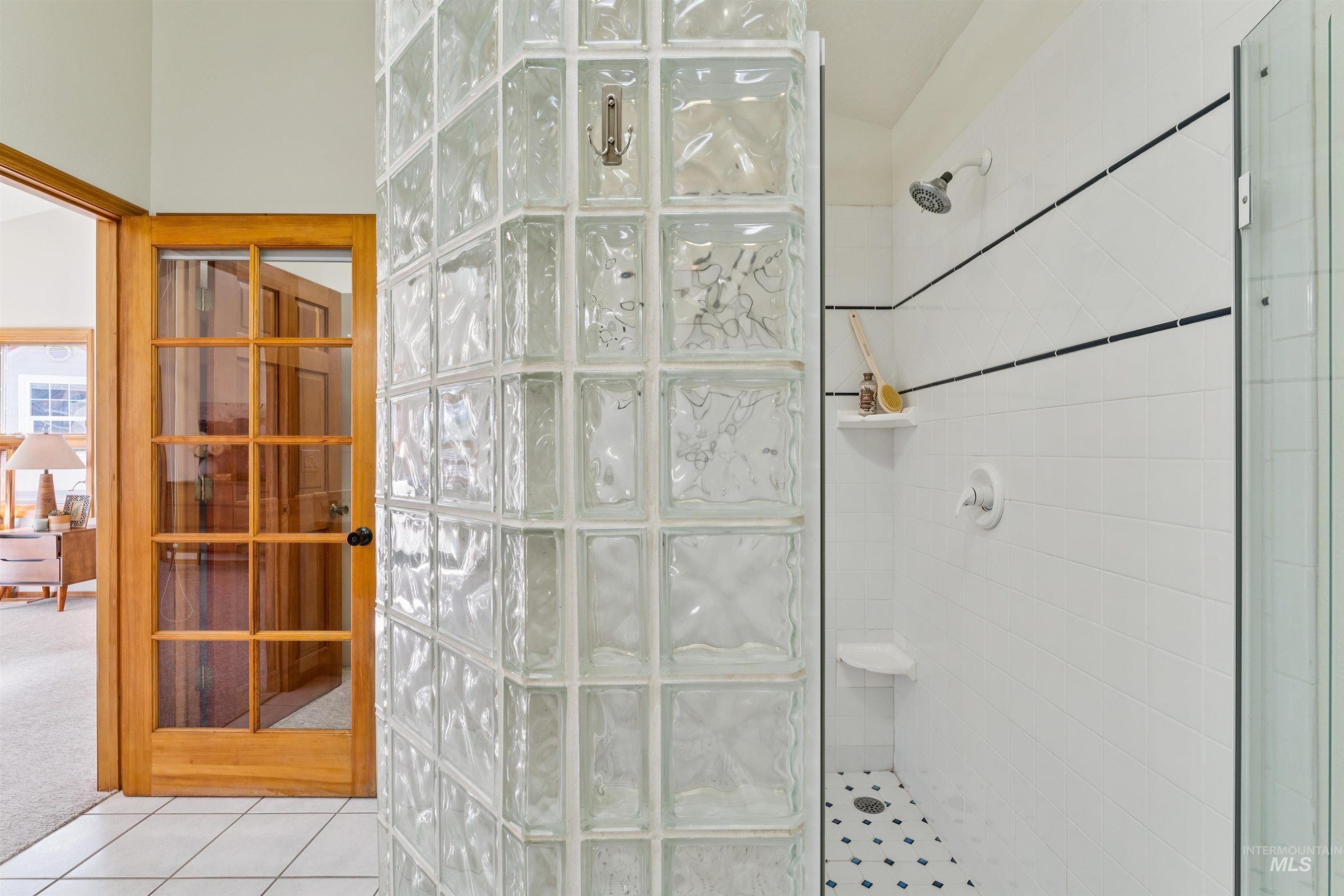 4401 W Castlebar Drive, Boise, Idaho 83703, 4 Bedrooms, 2.5 Bathrooms, Residential For Sale, Price $798,000,MLS 98978829