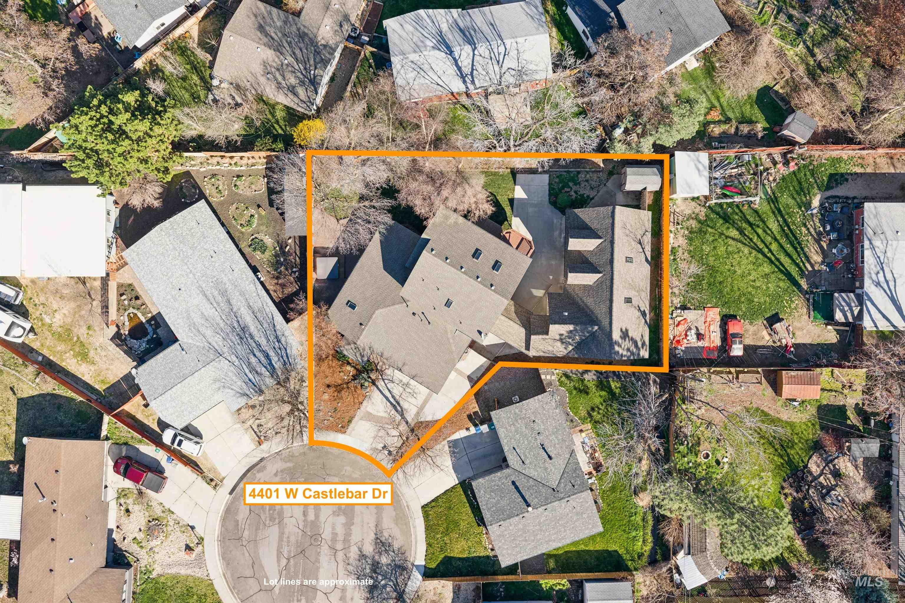 4401 W Castlebar Drive, Boise, Idaho 83703, 4 Bedrooms, 2.5 Bathrooms, Residential For Sale, Price $798,000,MLS 98978829