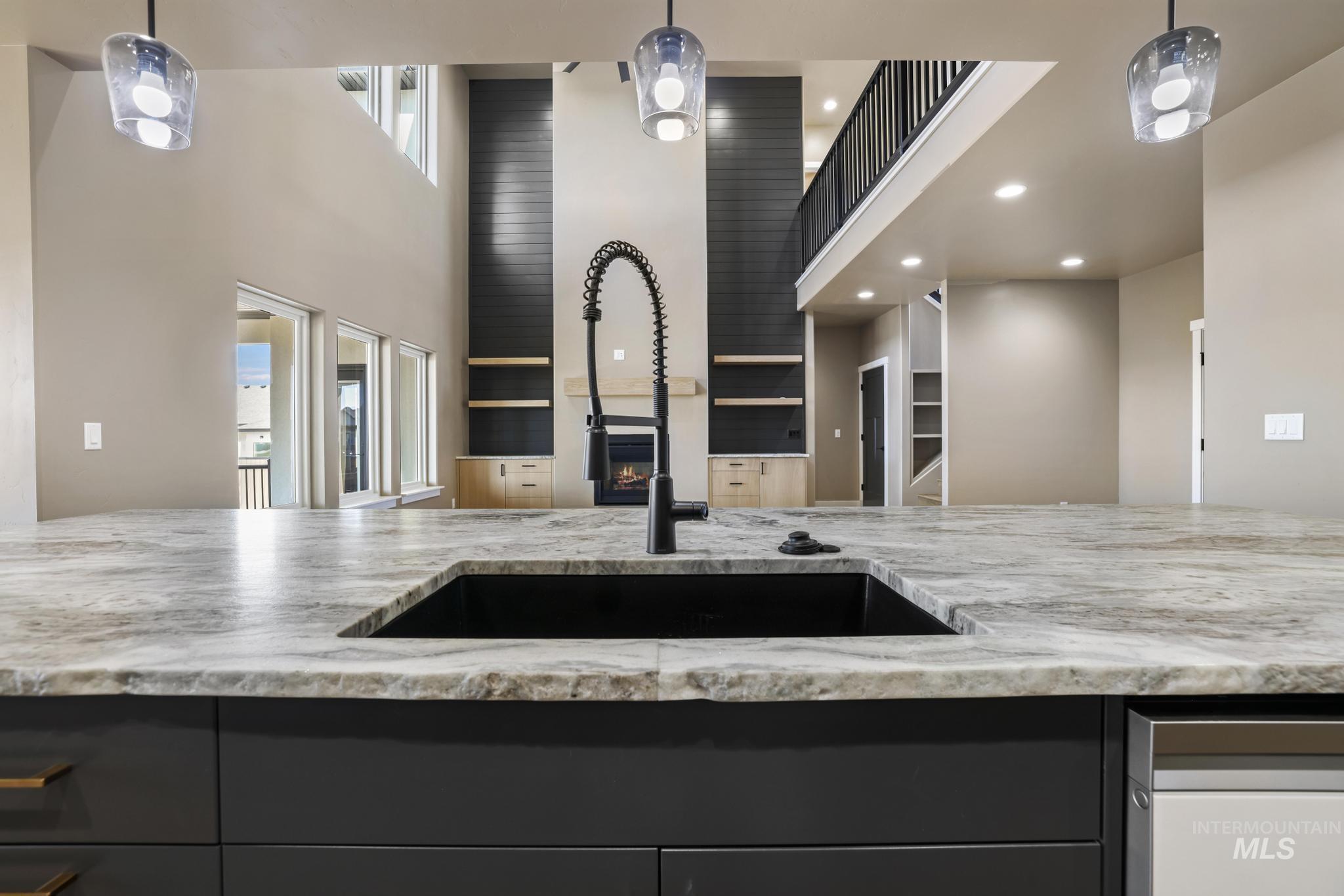 1580 Mary Alice Lake Way, Twin Falls, Idaho 83301-3425, 5 Bedrooms, 3.5 Bathrooms, Residential For Sale, Price $750,000, 98978830