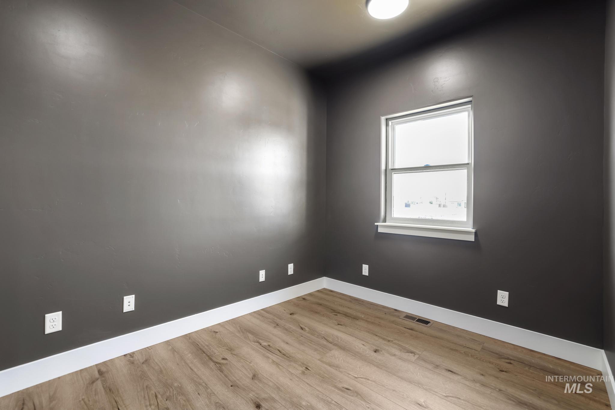 1580 Mary Alice Lake Way, Twin Falls, Idaho 83301-3425, 5 Bedrooms, 3.5 Bathrooms, Residential For Sale, Price $759,900,MLS 98978830