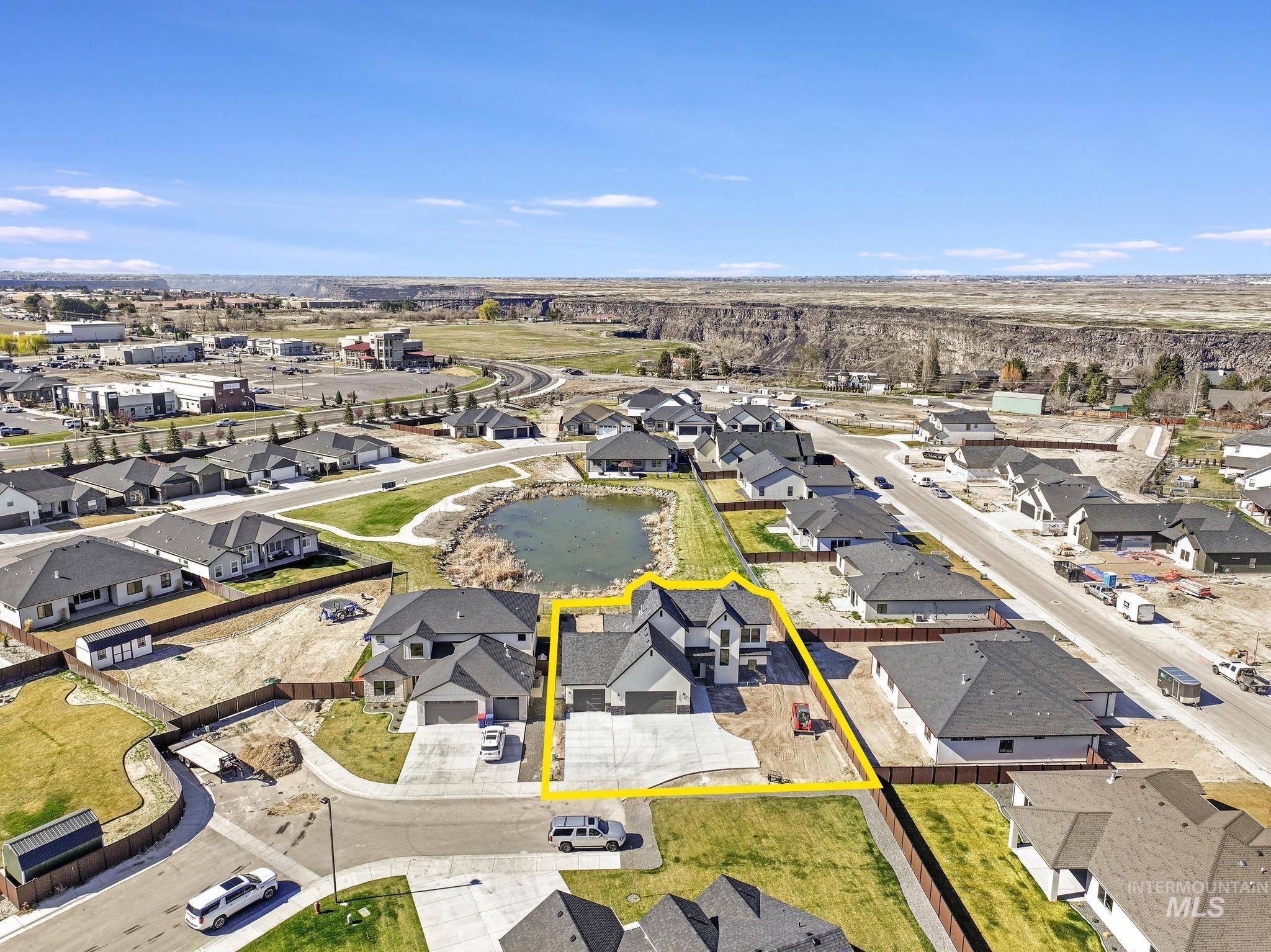 1580 Mary Alice Lake Way, Twin Falls, Idaho 83301-3425, 5 Bedrooms, 3.5 Bathrooms, Residential For Sale, Price $759,900,MLS 98978830