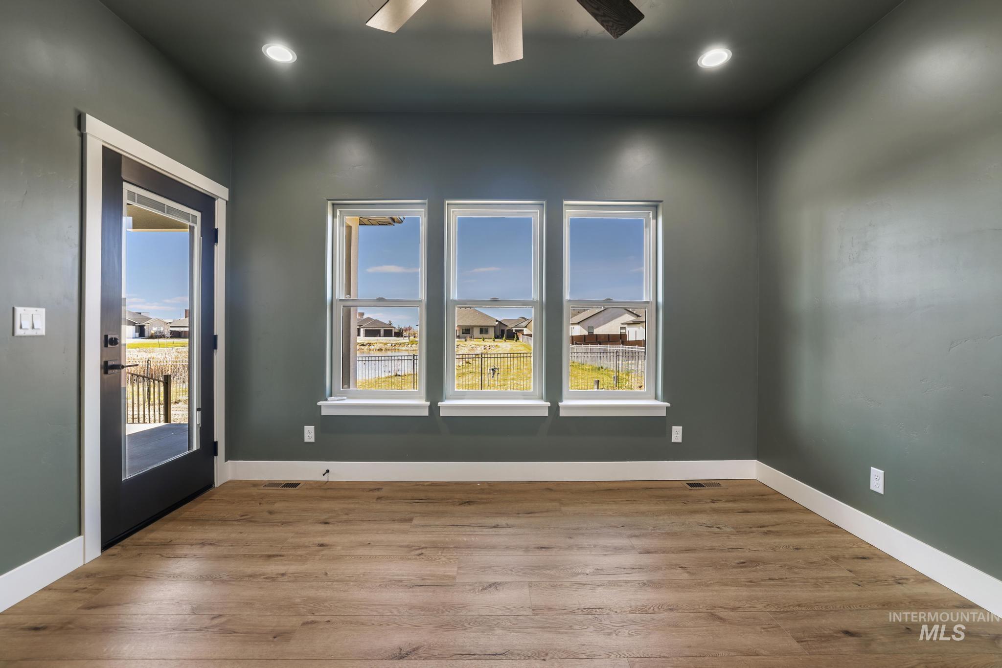 1580 Mary Alice Lake Way, Twin Falls, Idaho 83301-3425, 5 Bedrooms, 3.5 Bathrooms, Residential For Sale, Price $750,000, 98978830