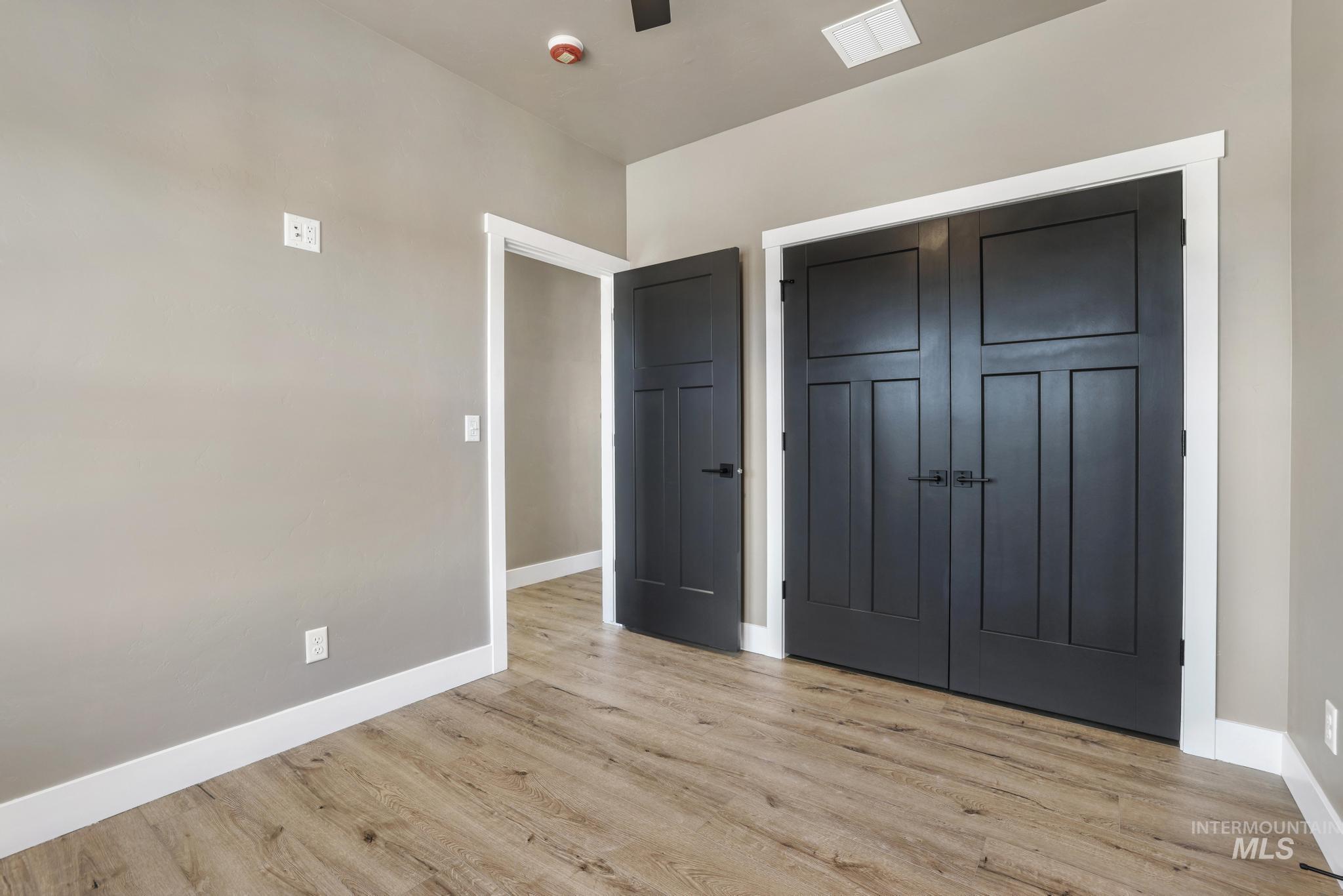 1580 Mary Alice Lake Way, Twin Falls, Idaho 83301-3425, 5 Bedrooms, 3.5 Bathrooms, Residential For Sale, Price $759,900,MLS 98978830