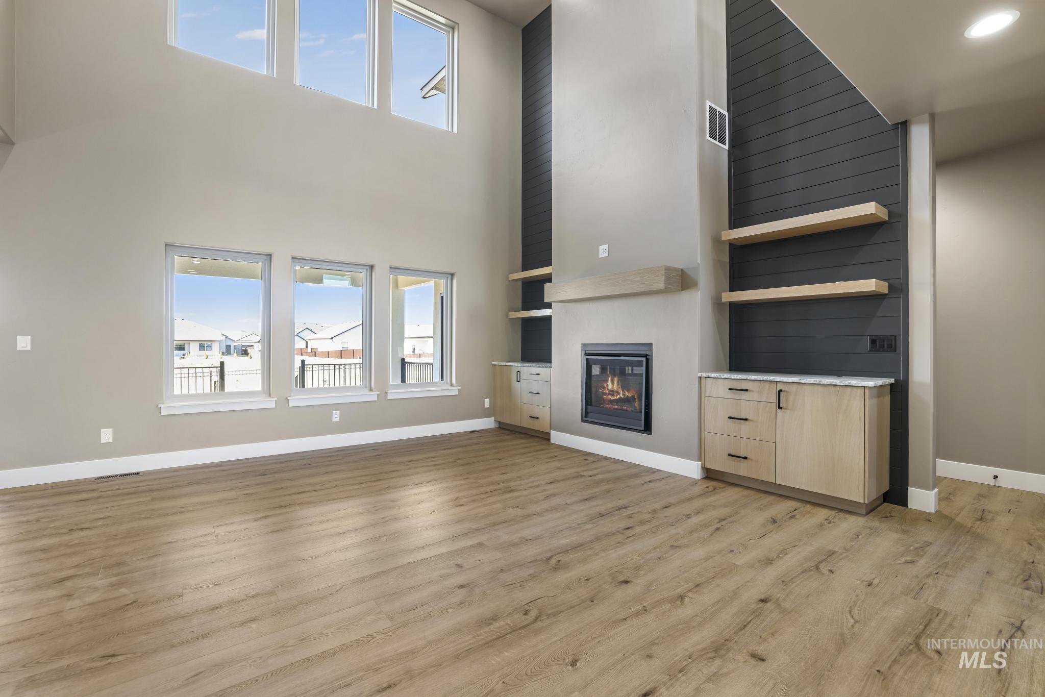 1580 Mary Alice Lake Way, Twin Falls, Idaho 83301-3425, 5 Bedrooms, 3.5 Bathrooms, Residential For Sale, Price $759,900,MLS 98978830