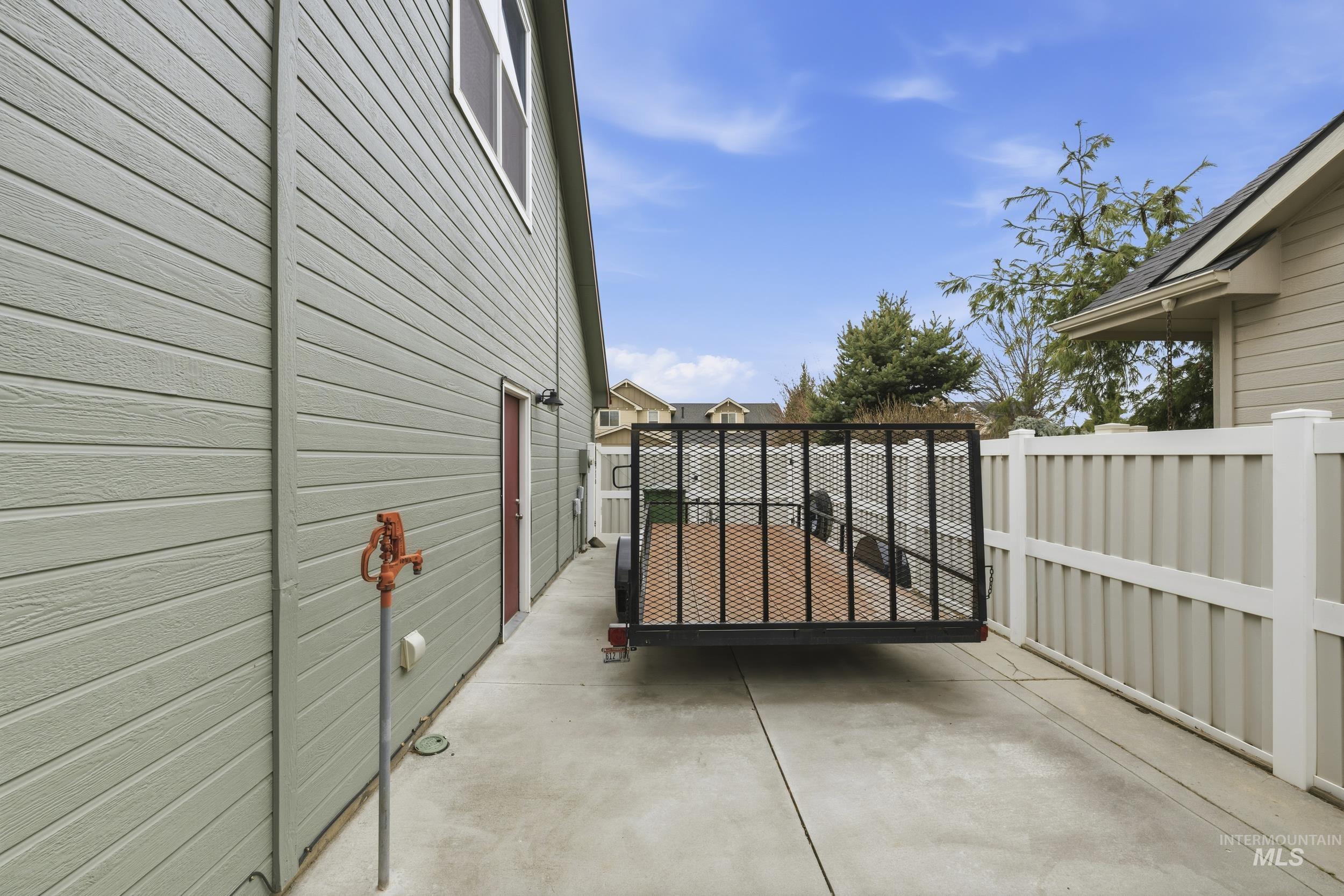 2882 S. Groom Way, Meridian, Idaho 83642, 4 Bedrooms, 2.5 Bathrooms, Residential For Sale, Price $625,000,MLS 98978832