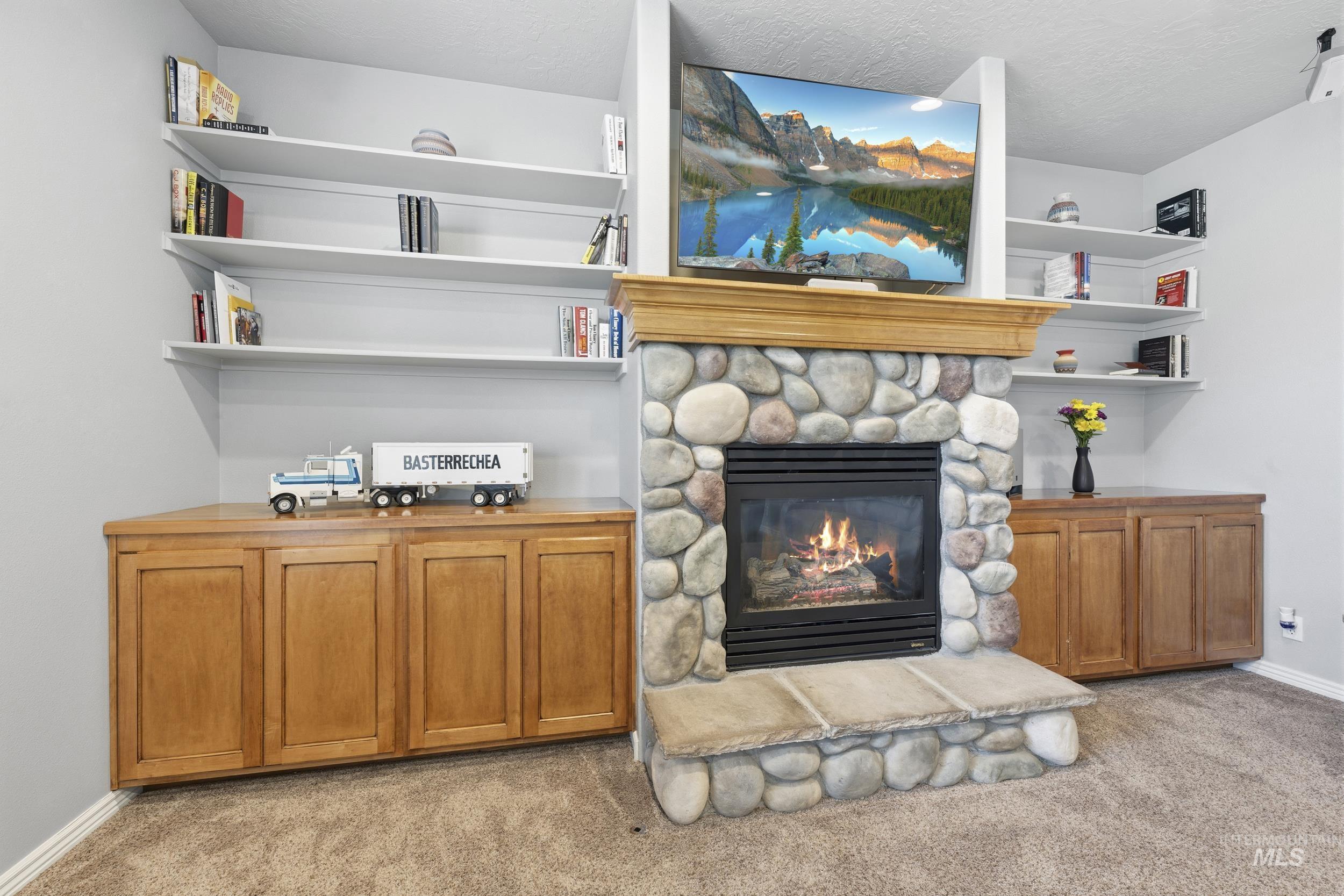 2882 S. Groom Way, Meridian, Idaho 83642, 4 Bedrooms, 2.5 Bathrooms, Residential For Sale, Price $625,000,MLS 98978832