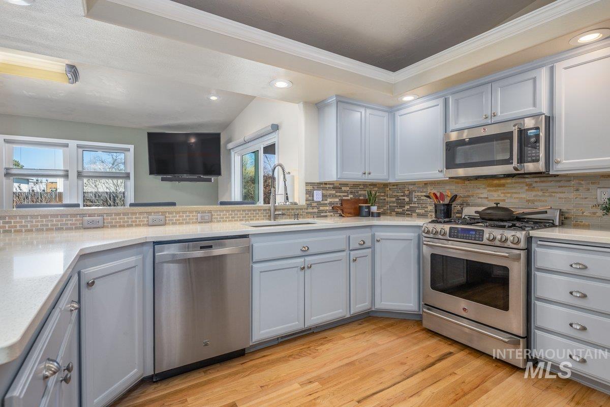 8688 W Mediterranean Ct, Boise, Idaho 83709, 3 Bedrooms, 2 Bathrooms, Residential For Sale, Price $599,900,MLS 98978833