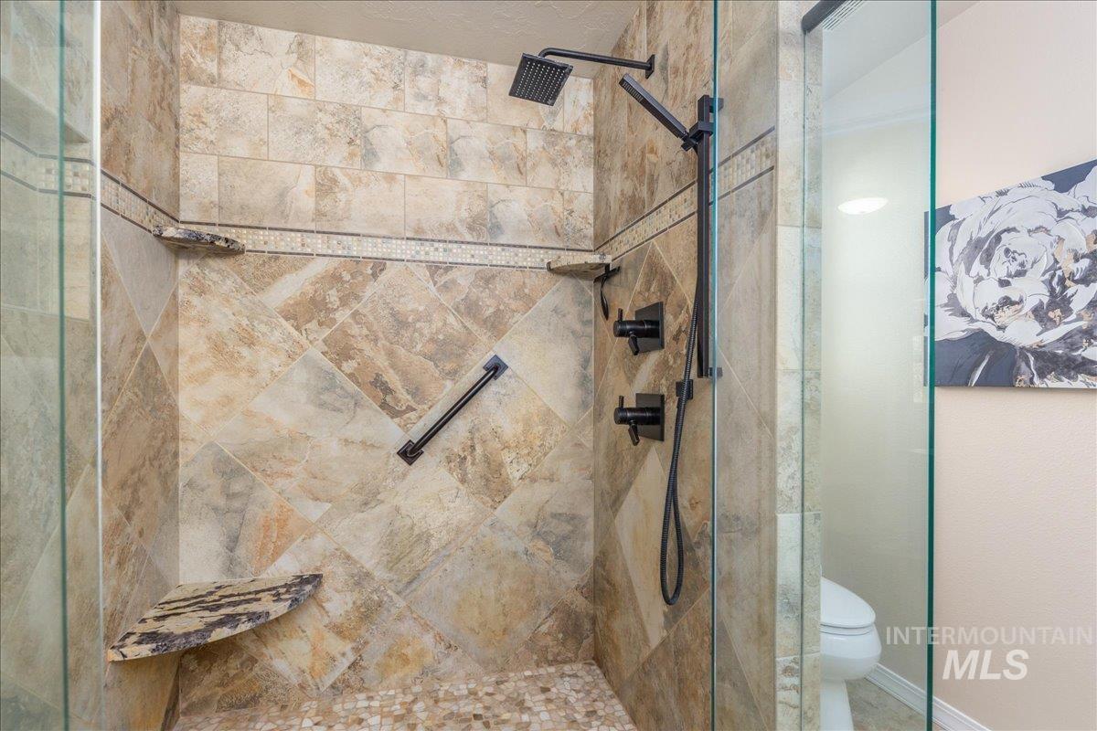 8688 W Mediterranean Ct, Boise, Idaho 83709, 3 Bedrooms, 2 Bathrooms, Residential For Sale, Price $599,900,MLS 98978833