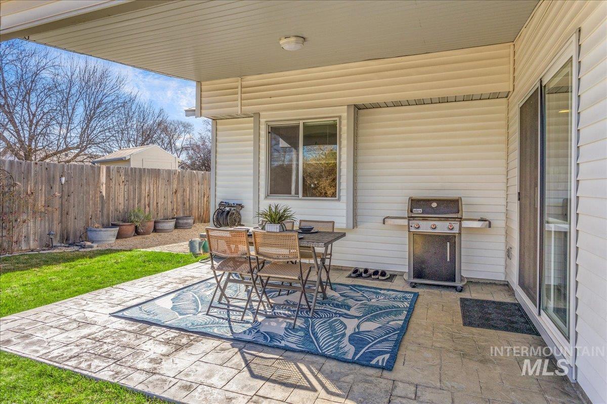 8688 W Mediterranean Ct, Boise, Idaho 83709, 3 Bedrooms, 2 Bathrooms, Residential For Sale, Price $599,900,MLS 98978833