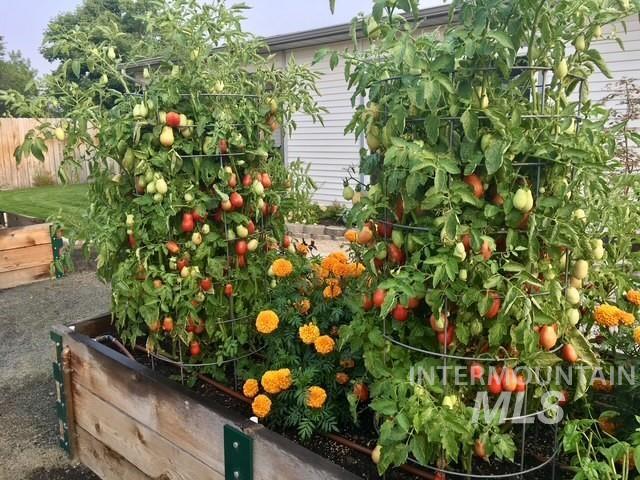 8688 W Mediterranean Ct, Boise, Idaho 83709, 3 Bedrooms, 2 Bathrooms, Residential For Sale, Price $599,900,MLS 98978833