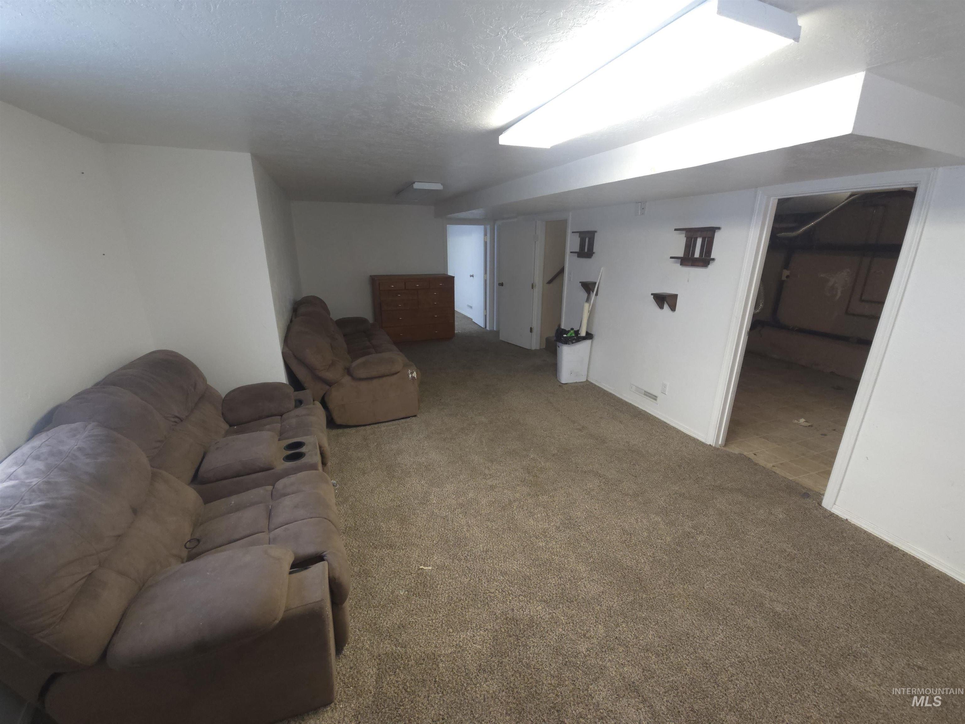 458 Rose St. N, Twin Falls, Idaho 83301, 4 Bedrooms, 2 Bathrooms, Residential For Sale, Price $310,000, 98978834