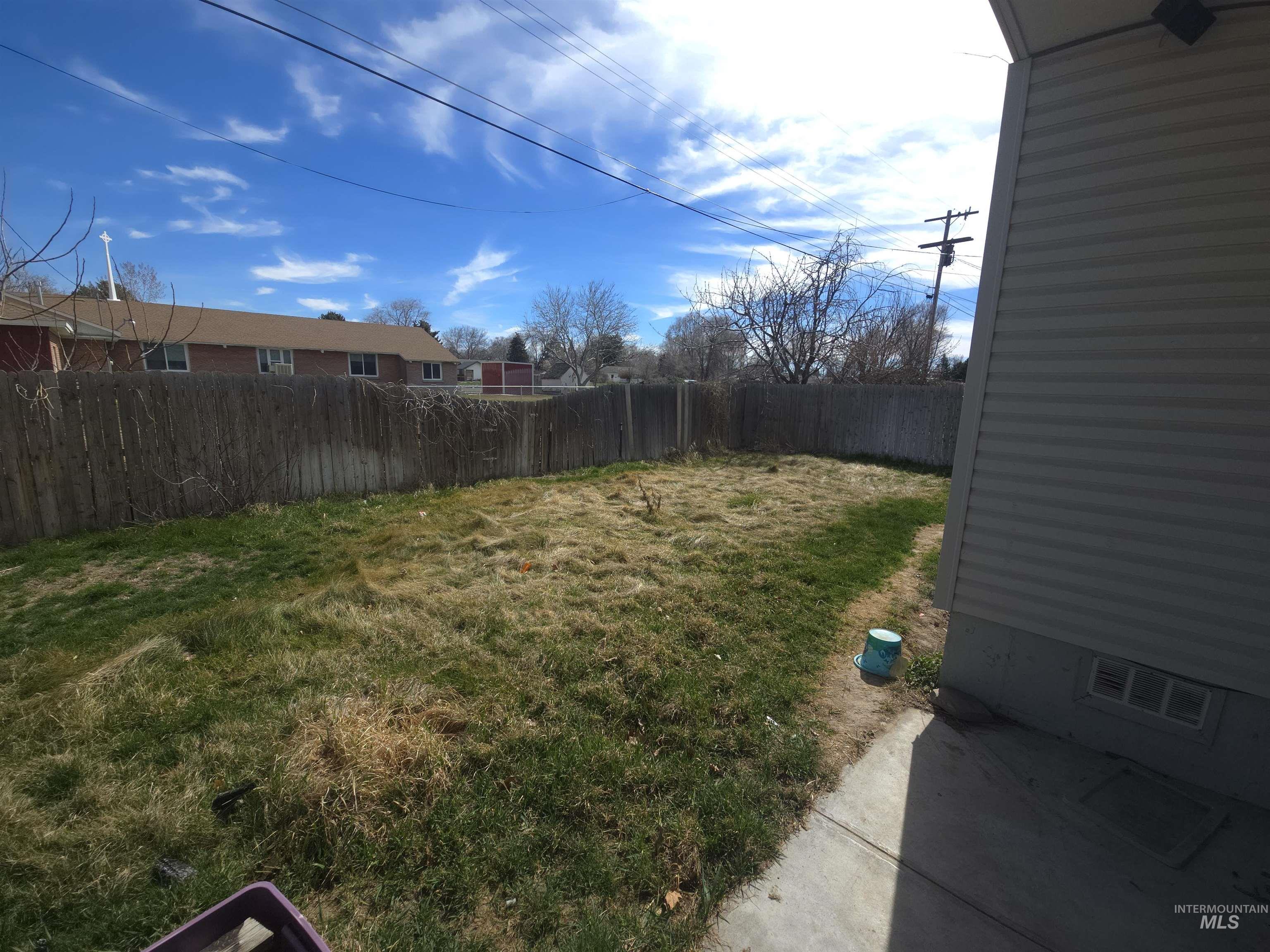 458 Rose St. N, Twin Falls, Idaho 83301, 4 Bedrooms, 2 Bathrooms, Residential For Sale, Price $310,000, 98978834