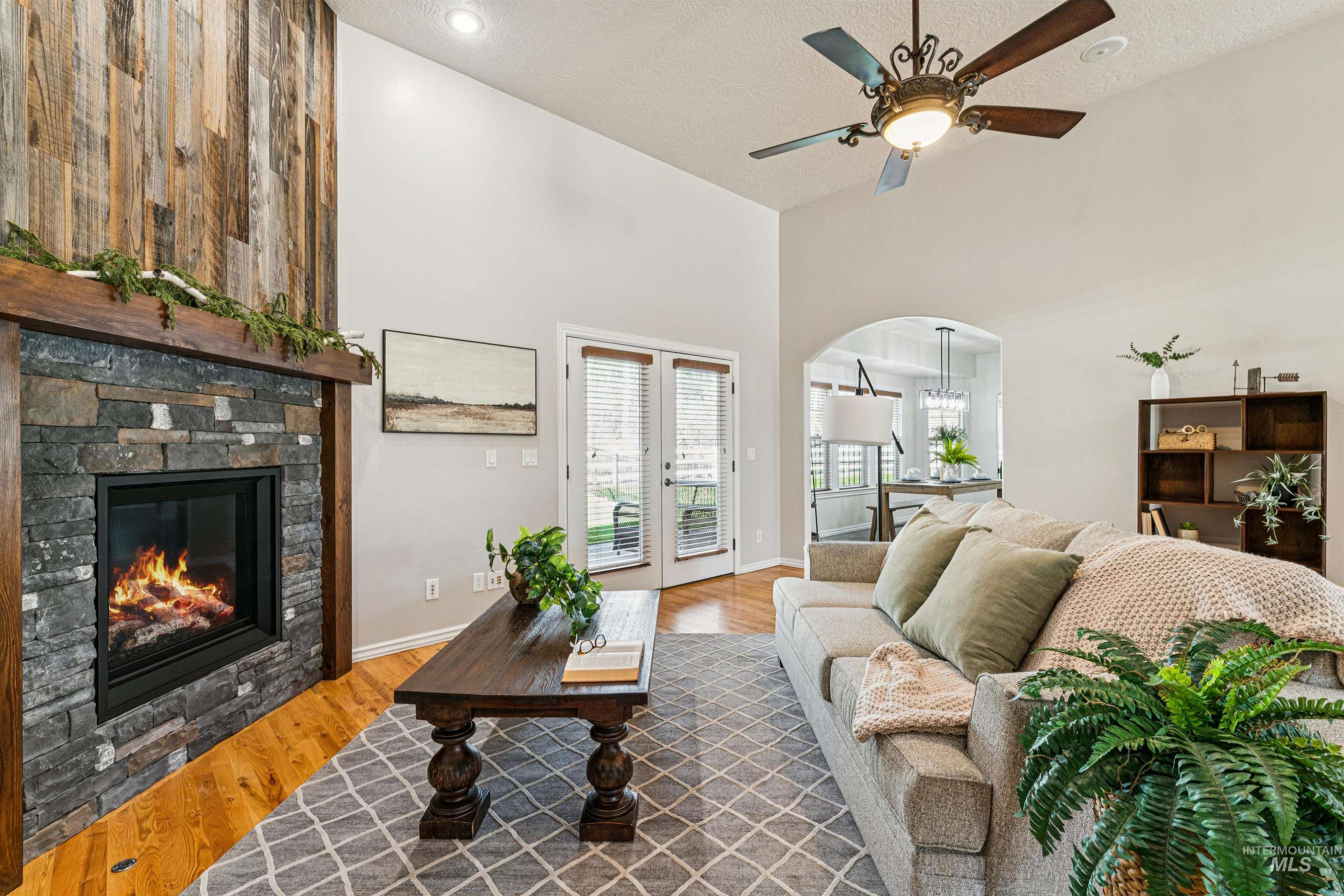 977 N Woodvalley, Eagle, Idaho 83616, 3 Bedrooms, 2.5 Bathrooms, Residential For Sale, Price $1,049,900,MLS 98978836