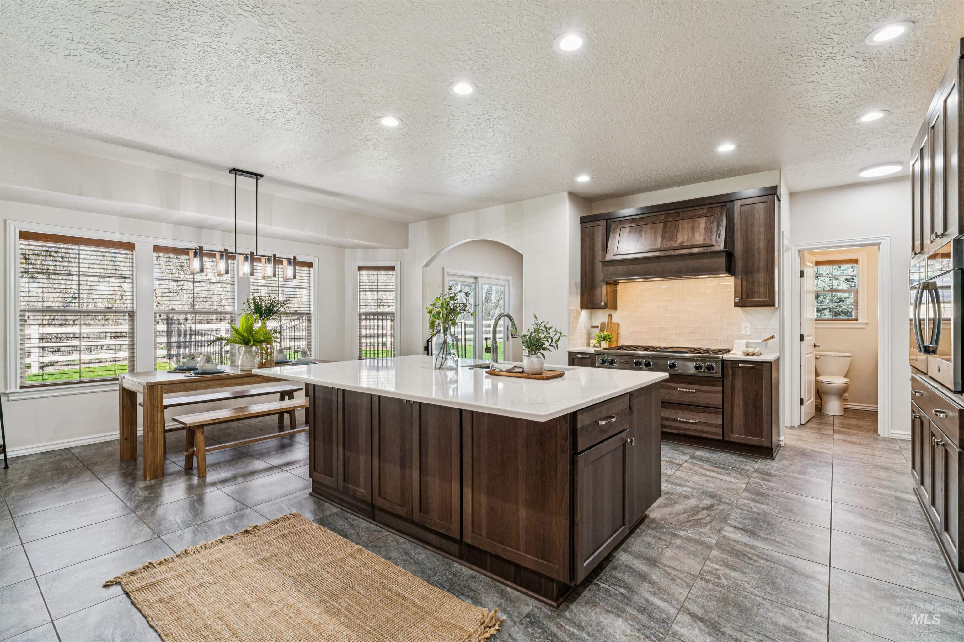 977 N Woodvalley, Eagle, Idaho 83616, 3 Bedrooms, 2.5 Bathrooms, Residential For Sale, Price $1,049,900,MLS 98978836