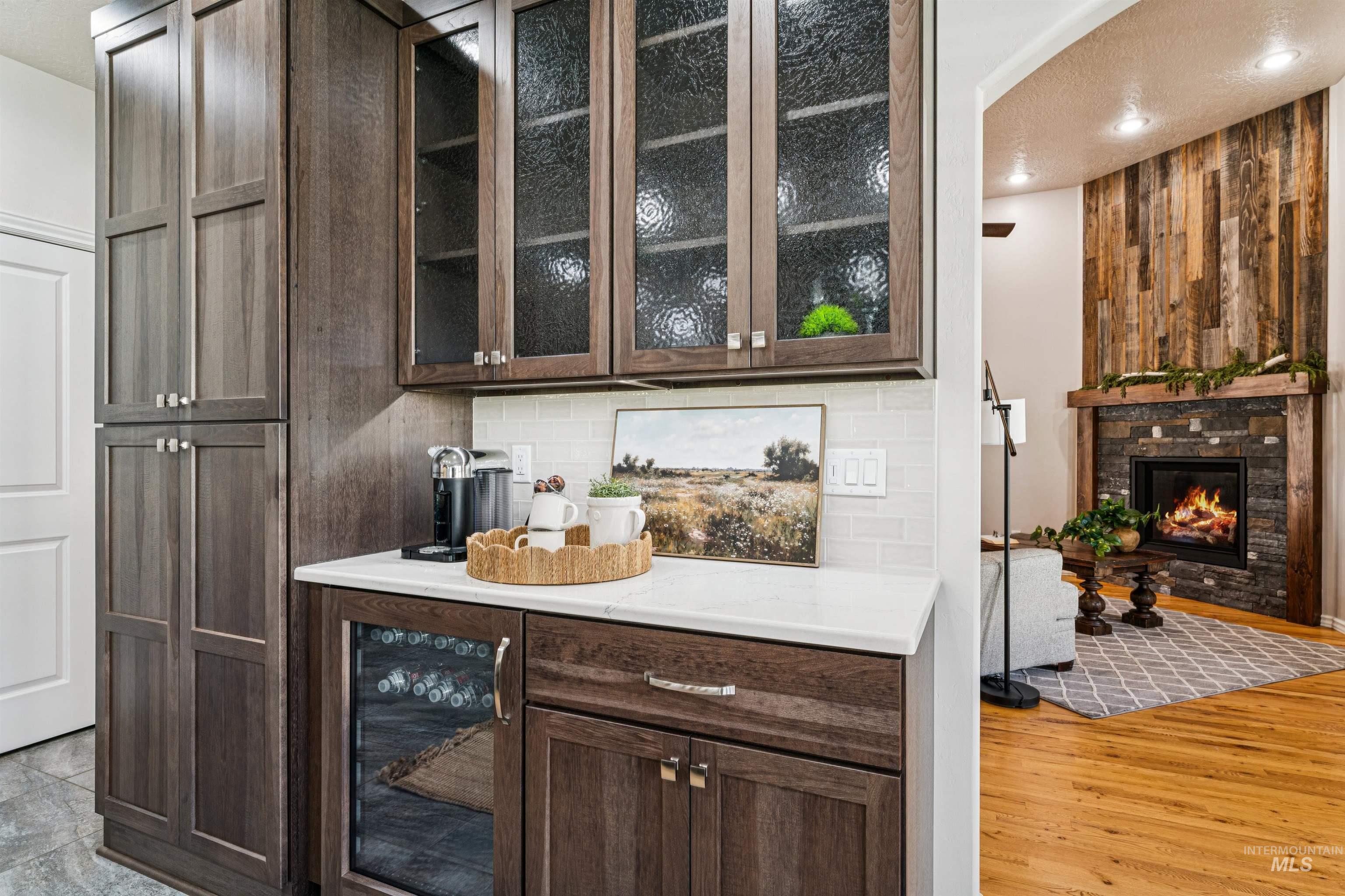 977 N Woodvalley, Eagle, Idaho 83616, 3 Bedrooms, 2.5 Bathrooms, Residential For Sale, Price $1,039,900,MLS 98978836