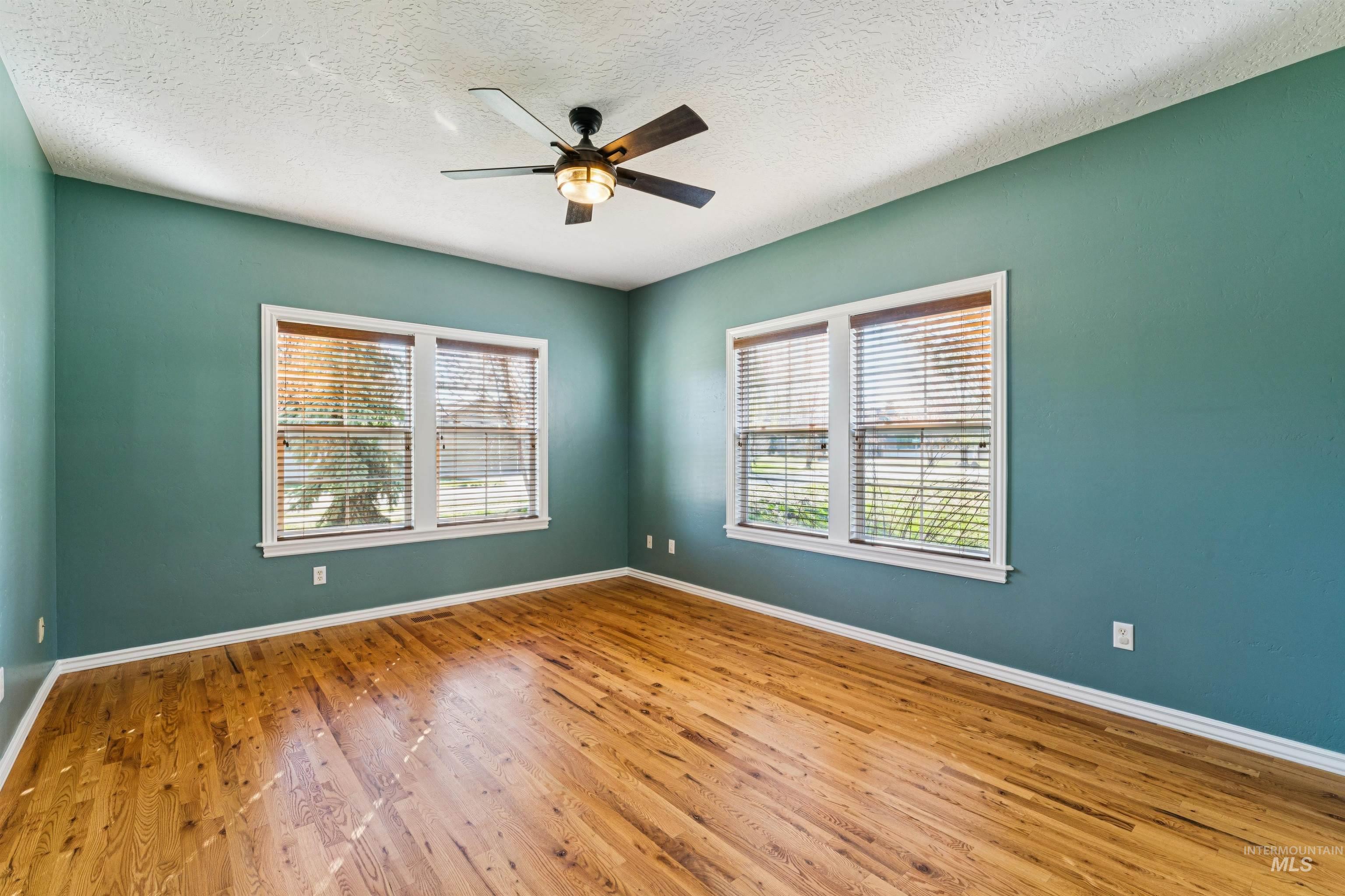 977 N Woodvalley, Eagle, Idaho 83616, 3 Bedrooms, 2.5 Bathrooms, Residential For Sale, Price $1,039,900,MLS 98978836