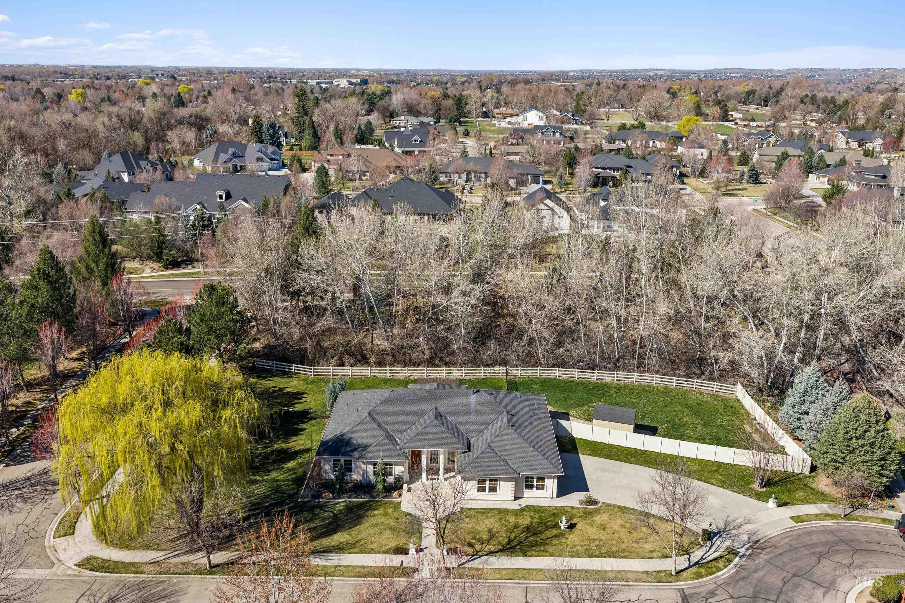 977 N Woodvalley, Eagle, Idaho 83616, 3 Bedrooms, 2.5 Bathrooms, Residential For Sale, Price $1,049,900,MLS 98978836