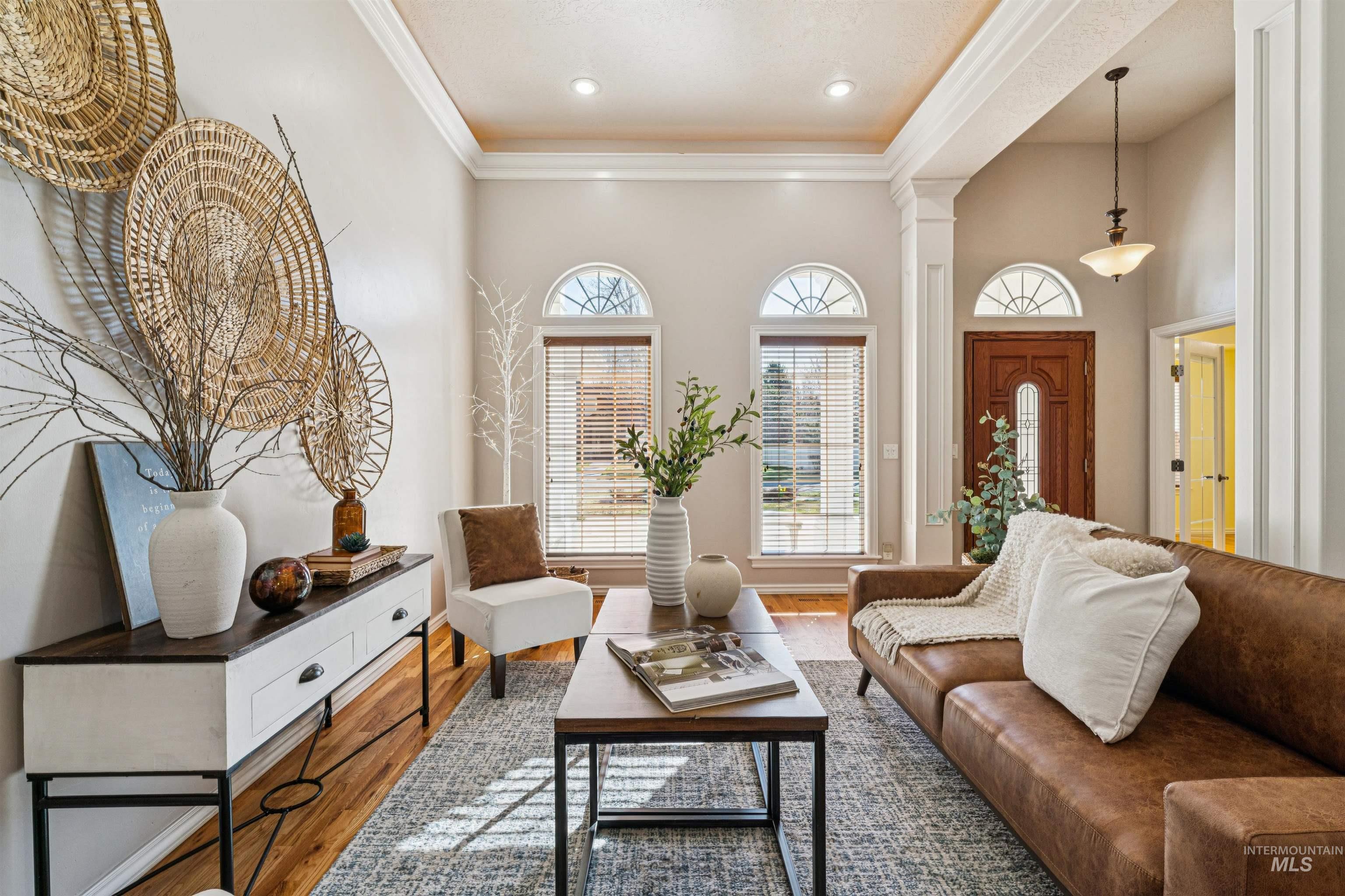 977 N Woodvalley, Eagle, Idaho 83616, 3 Bedrooms, 2.5 Bathrooms, Residential For Sale, Price $1,039,900,MLS 98978836