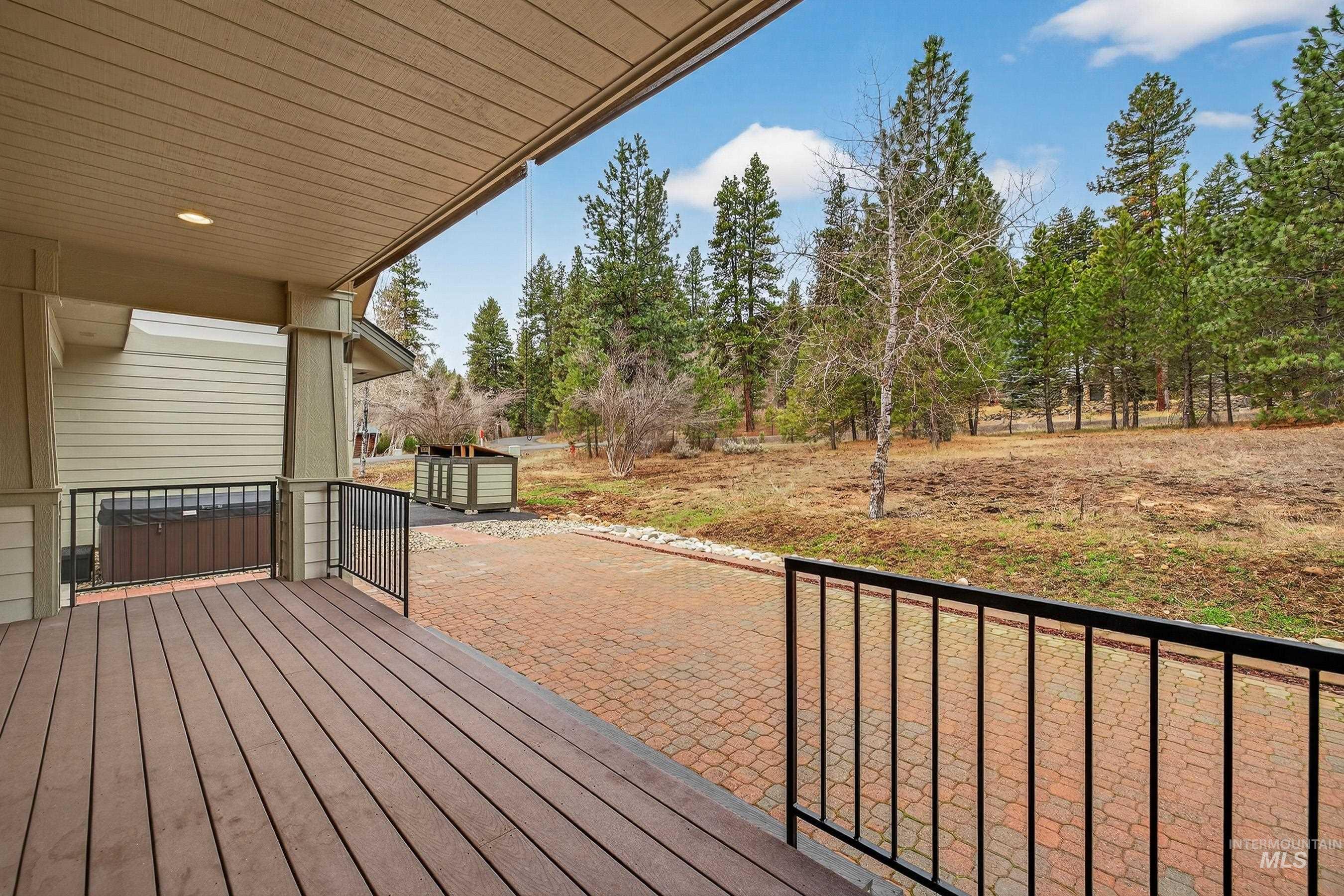 3901 Ponderosa Court, New Meadows, Idaho 83654, 3 Bedrooms, 2 Bathrooms, Residential For Sale, Price $889,000,MLS 98978845