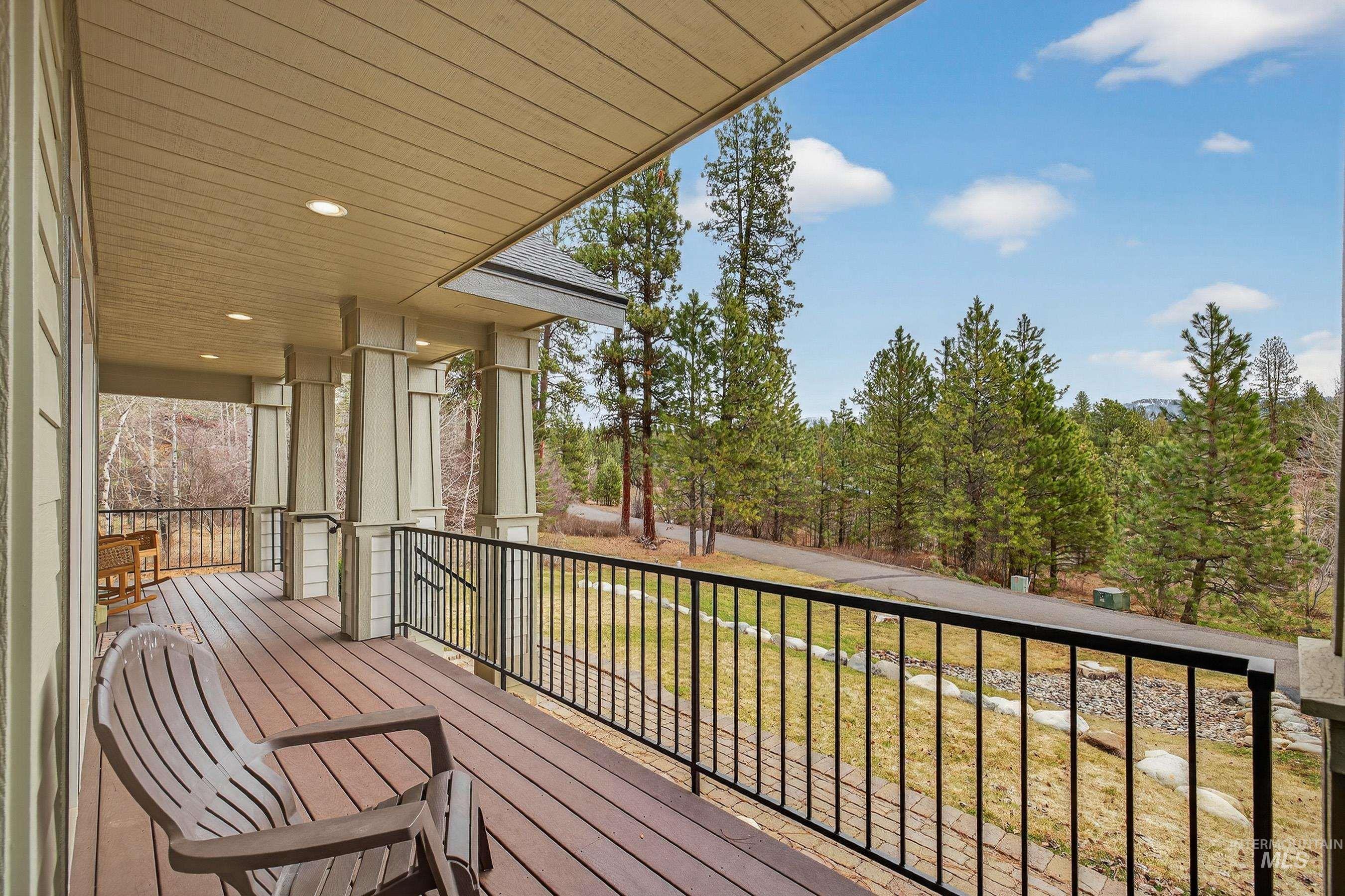 3901 Ponderosa Court, New Meadows, Idaho 83654, 3 Bedrooms, 2 Bathrooms, Residential For Sale, Price $889,000,MLS 98978845