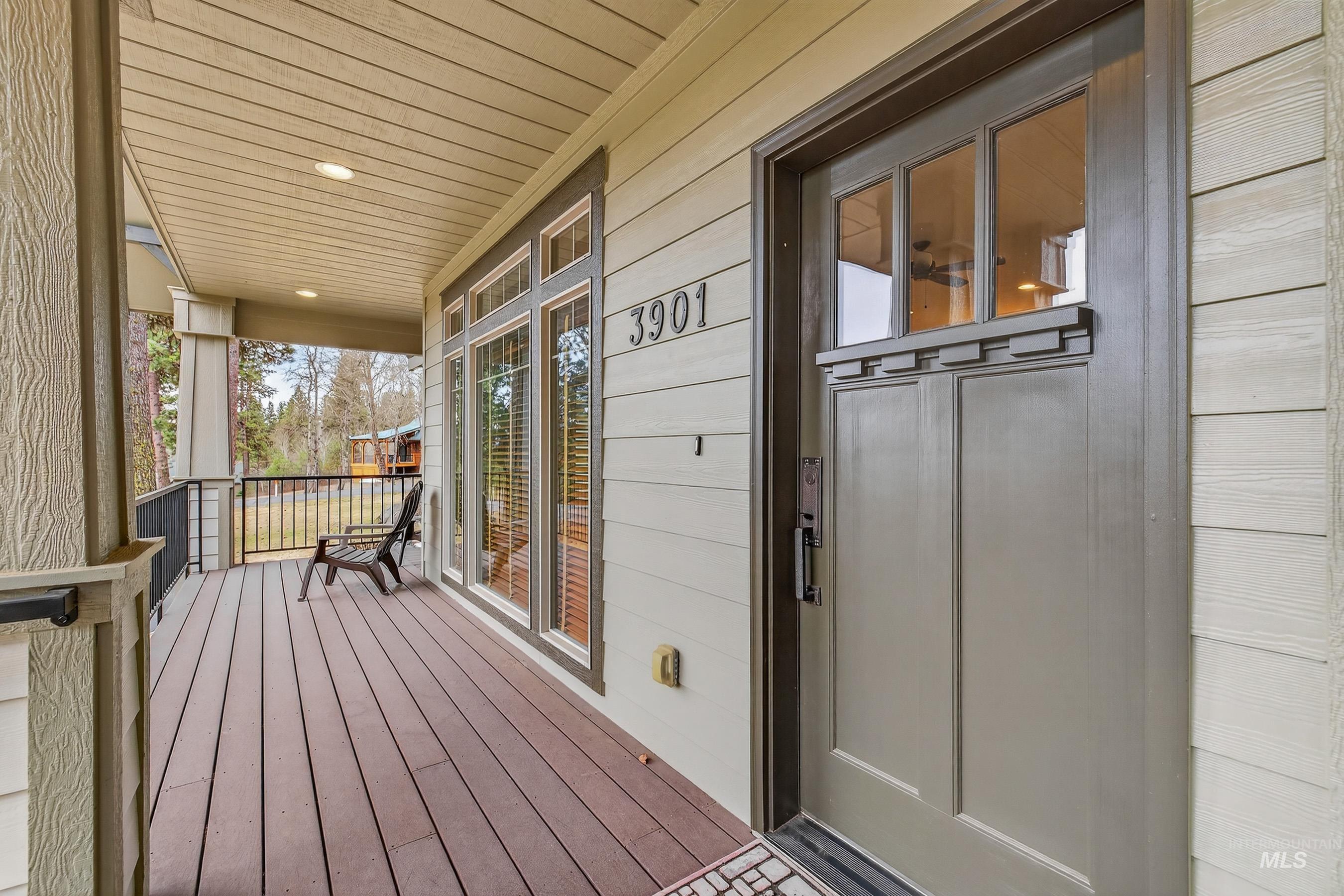 3901 Ponderosa Court, New Meadows, Idaho 83654, 3 Bedrooms, 2 Bathrooms, Residential For Sale, Price $889,000,MLS 98978845