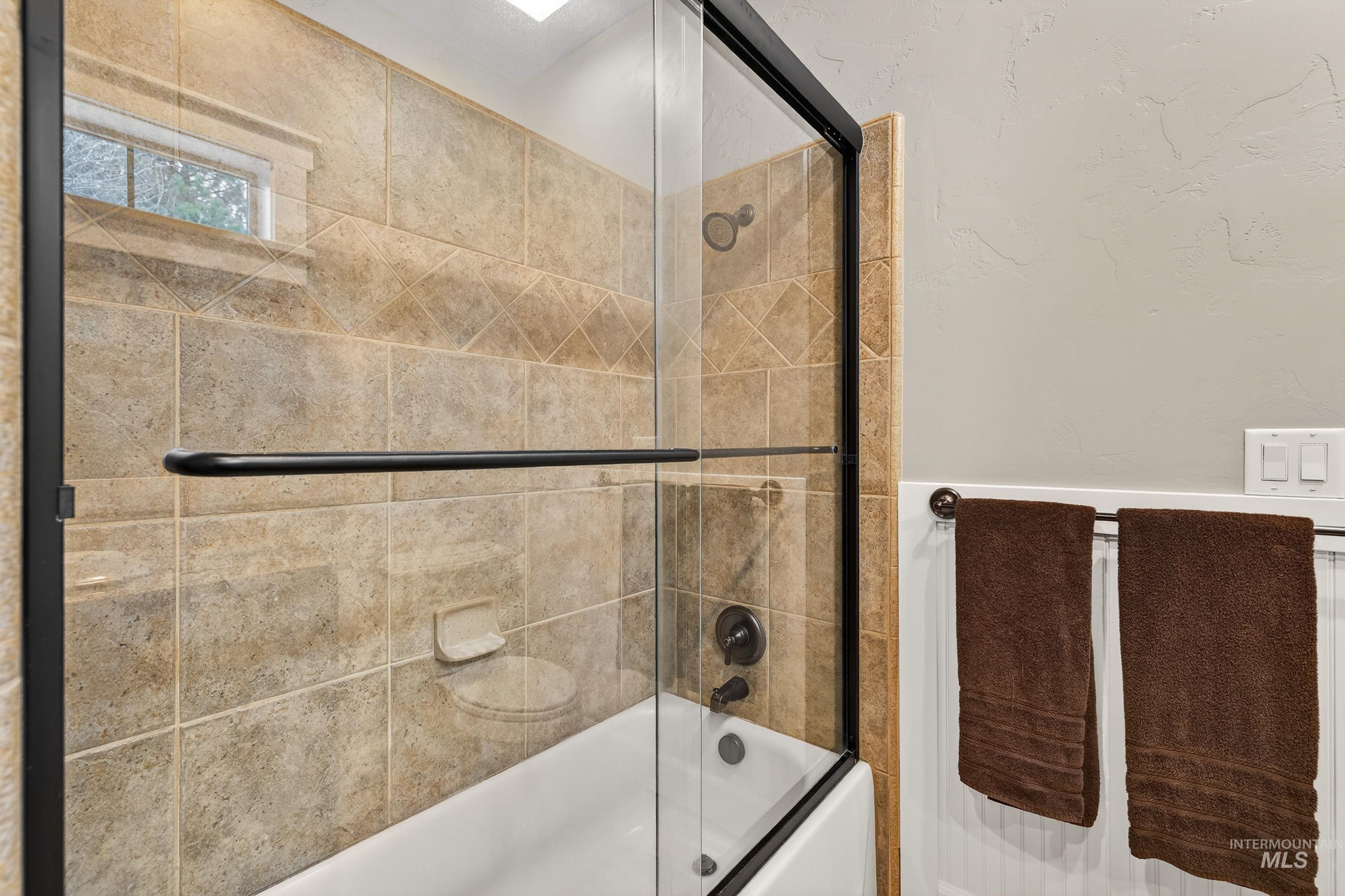 3901 Ponderosa Court, New Meadows, Idaho 83654, 3 Bedrooms, 2 Bathrooms, Residential For Sale, Price $889,000,MLS 98978845