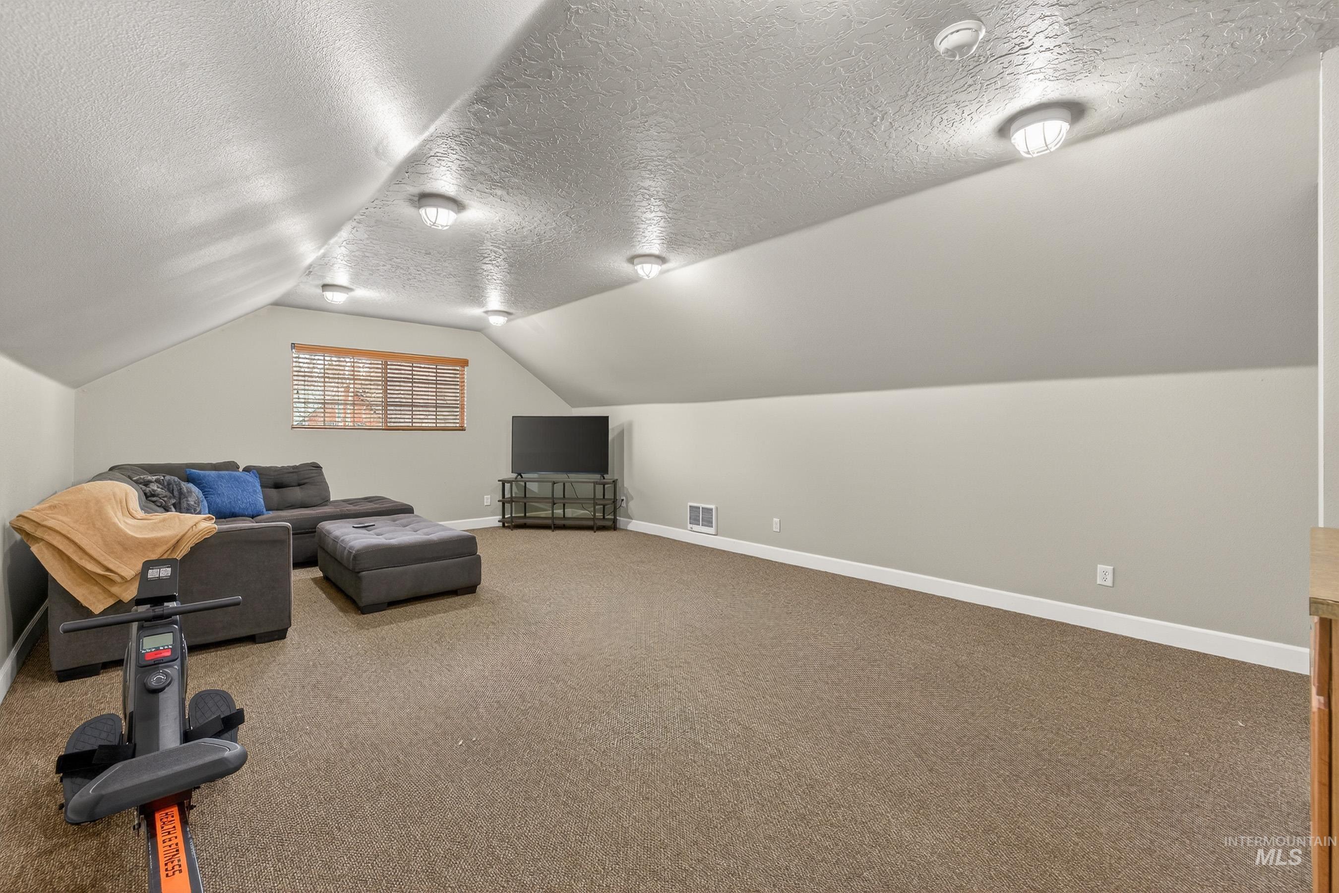 3901 Ponderosa Court, New Meadows, Idaho 83654, 3 Bedrooms, 2 Bathrooms, Residential For Sale, Price $889,000,MLS 98978845