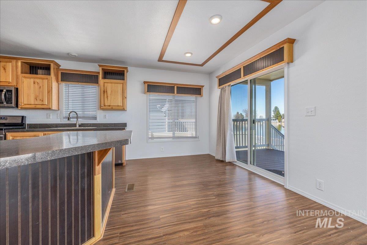 2164 Blue Spruce Ln, Boise, Idaho 83716, 3 Bedrooms, 2 Bathrooms, Residential For Sale, Price $229,999,MLS 98978846