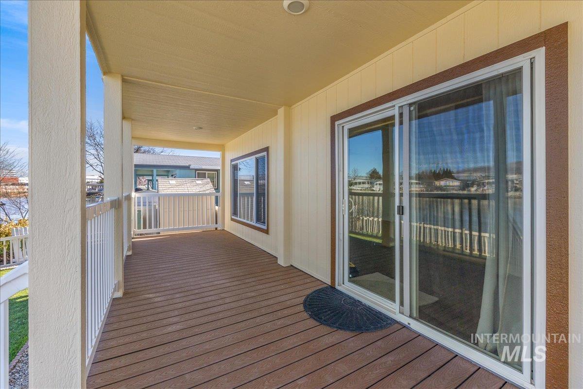 2164 Blue Spruce Ln, Boise, Idaho 83716, 3 Bedrooms, 2 Bathrooms, Residential For Sale, Price $229,999,MLS 98978846