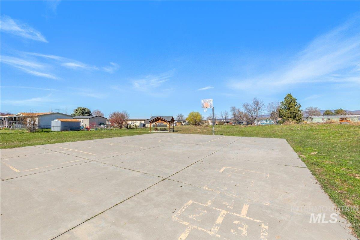 2164 Blue Spruce Ln, Boise, Idaho 83716, 3 Bedrooms, 2 Bathrooms, Residential For Sale, Price $229,999,MLS 98978846