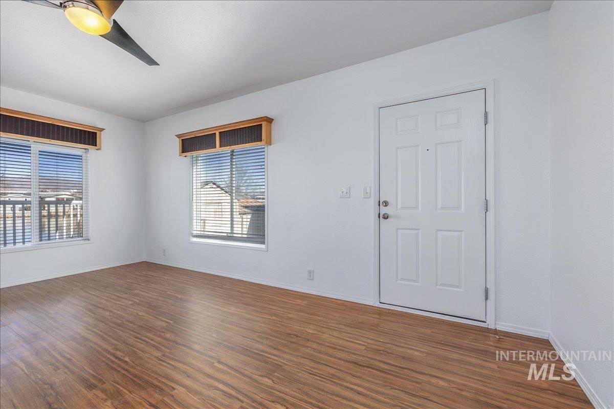 2164 Blue Spruce Ln, Boise, Idaho 83716, 3 Bedrooms, 2 Bathrooms, Residential For Sale, Price $229,999,MLS 98978846