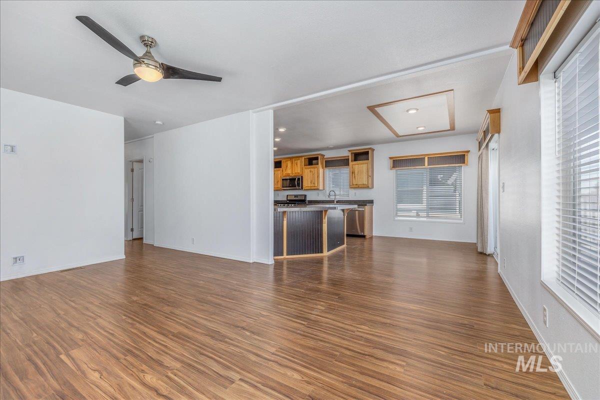 2164 Blue Spruce Ln, Boise, Idaho 83716, 3 Bedrooms, 2 Bathrooms, Residential For Sale, Price $229,999,MLS 98978846