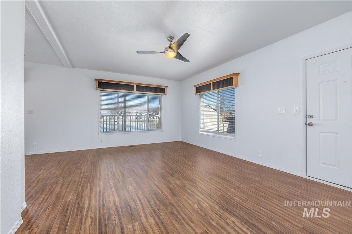 2164 Blue Spruce Ln, Boise, Idaho 83716, 3 Bedrooms, 2 Bathrooms, Residential For Sale, Price $229,999,MLS 98978846