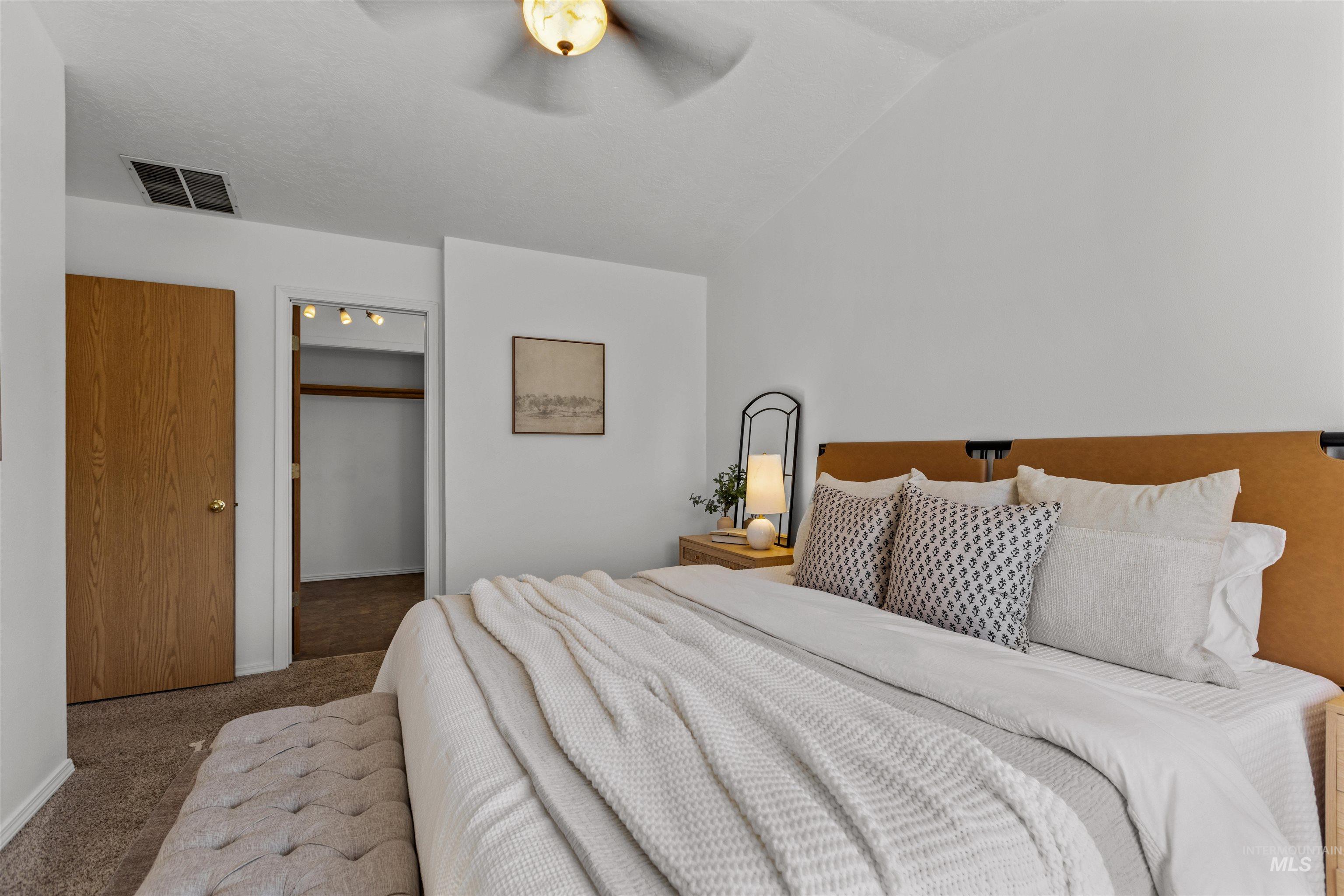 3615 S Carbondale Place, Meridian, Idaho 83642, 3 Bedrooms, 2 Bathrooms, Residential For Sale, Price $379,900,MLS 98978848